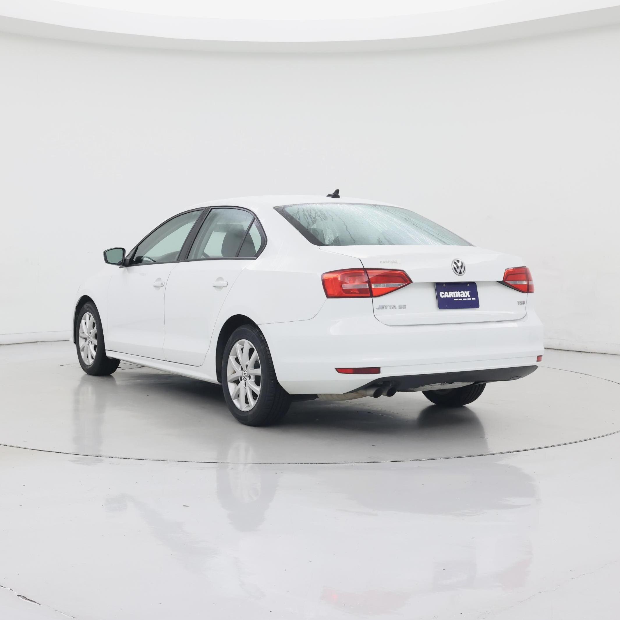 Thumbnail: 2015 Volkswagen Jetta - 2