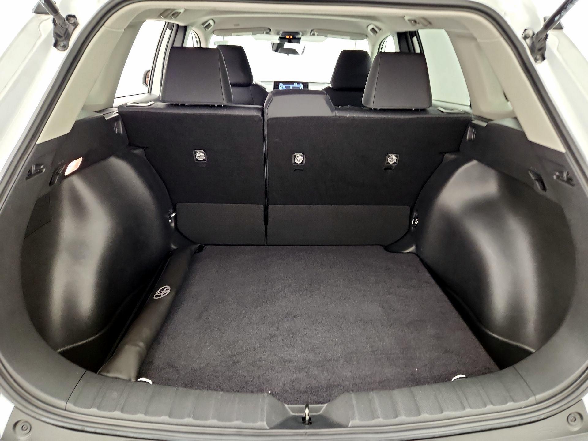 Thumbnail: 2022 Toyota Corolla Cross - 20