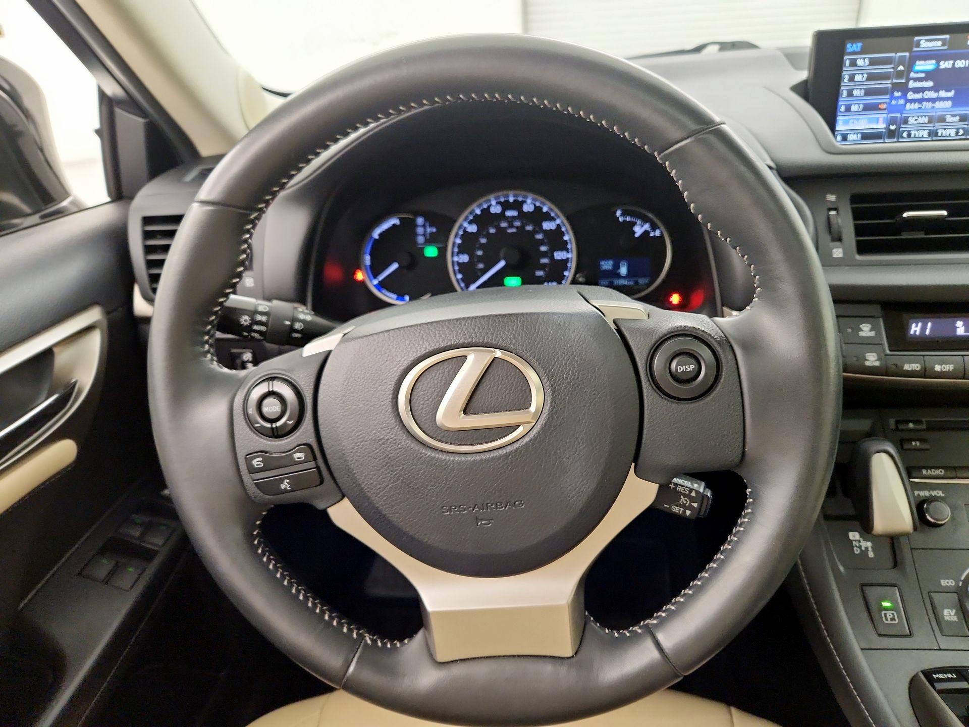 Thumbnail: 2014 Lexus CT - 10