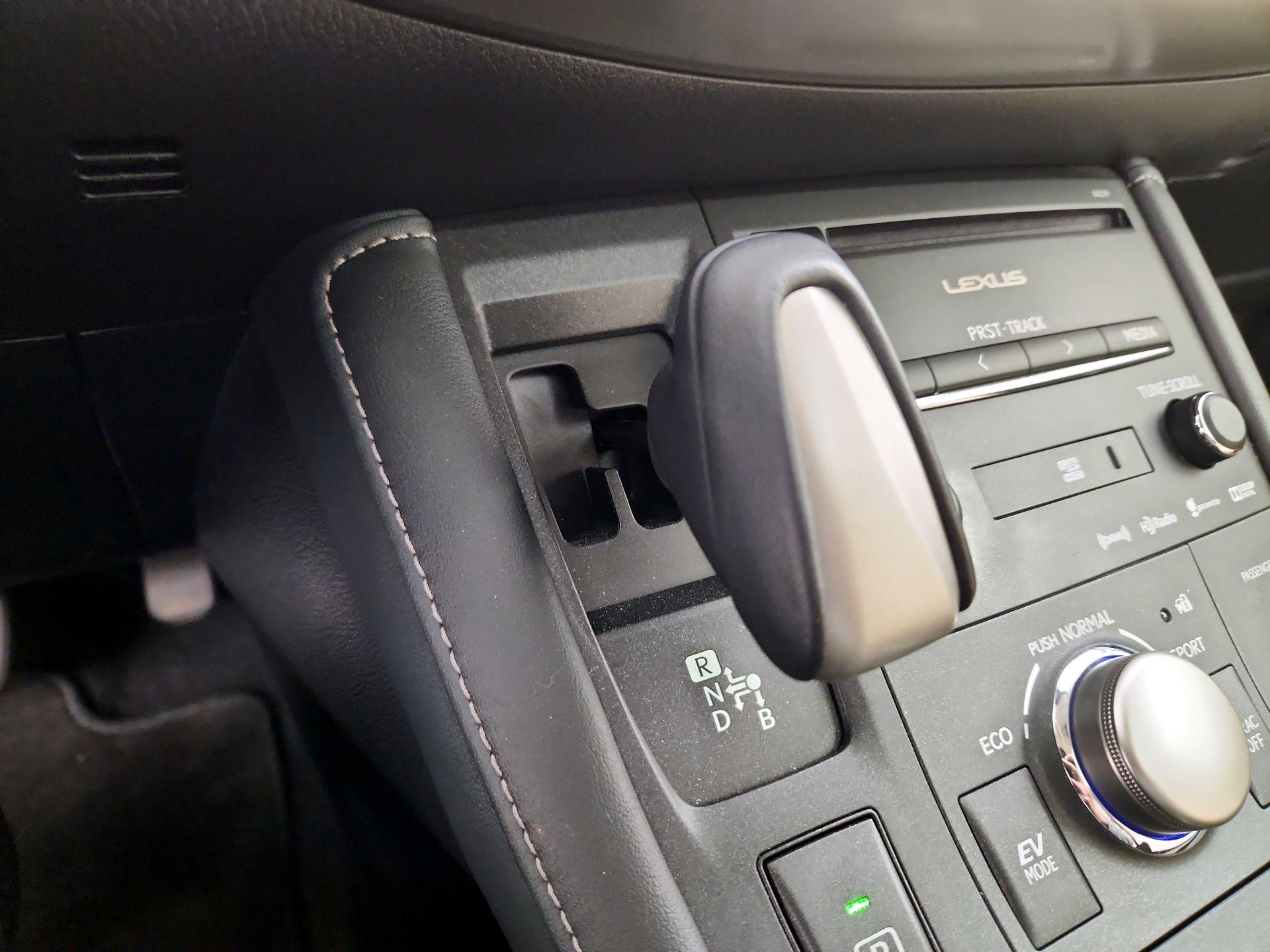 Thumbnail: 2014 Lexus CT - 17