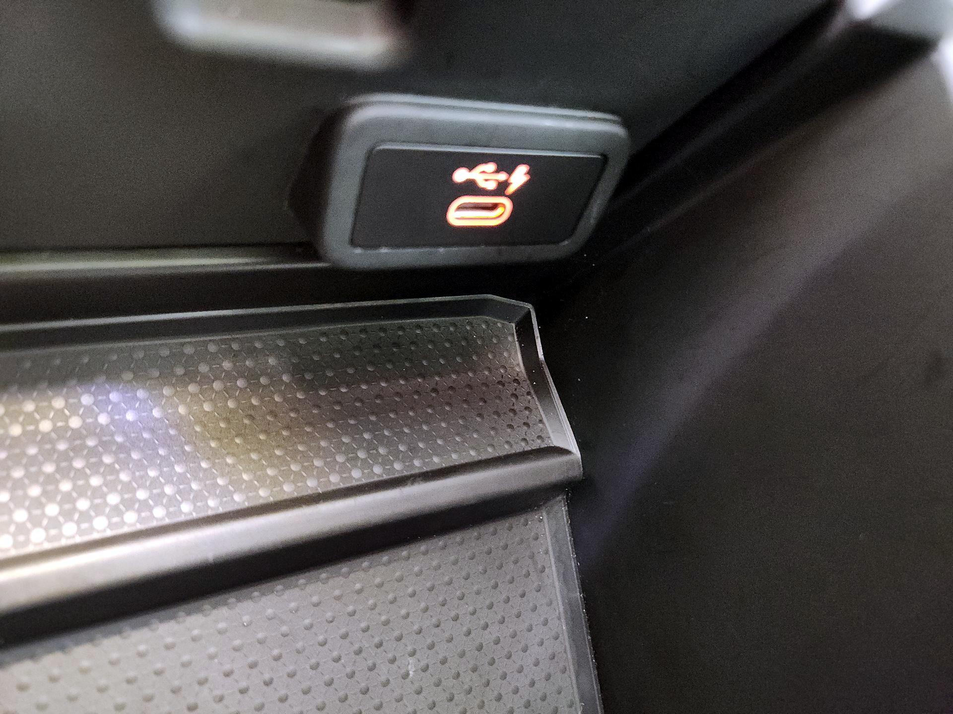 Thumbnail: 2021 BMW 3 Series - 19