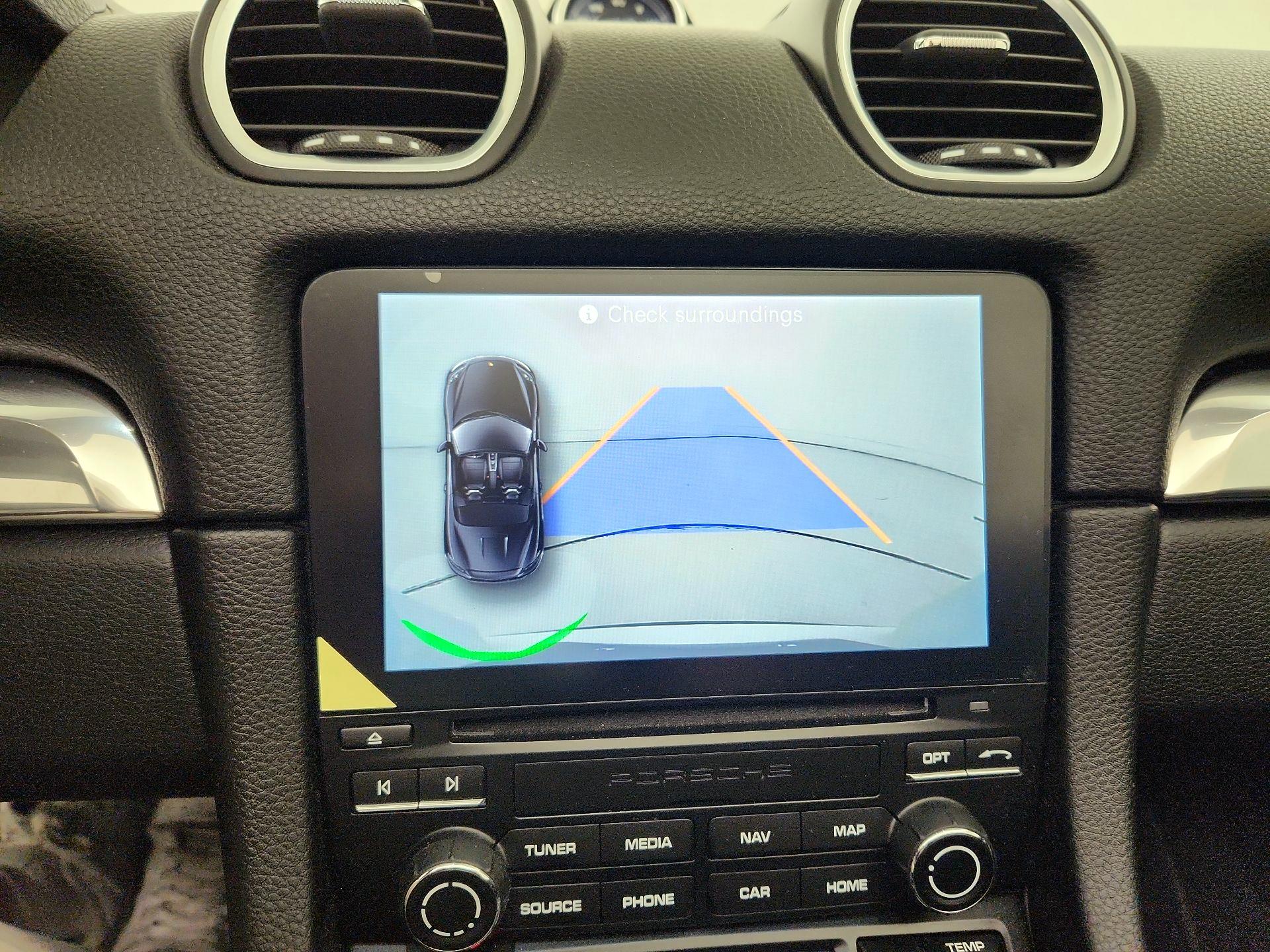 Thumbnail: 2022 Porsche 718 Boxster - 15