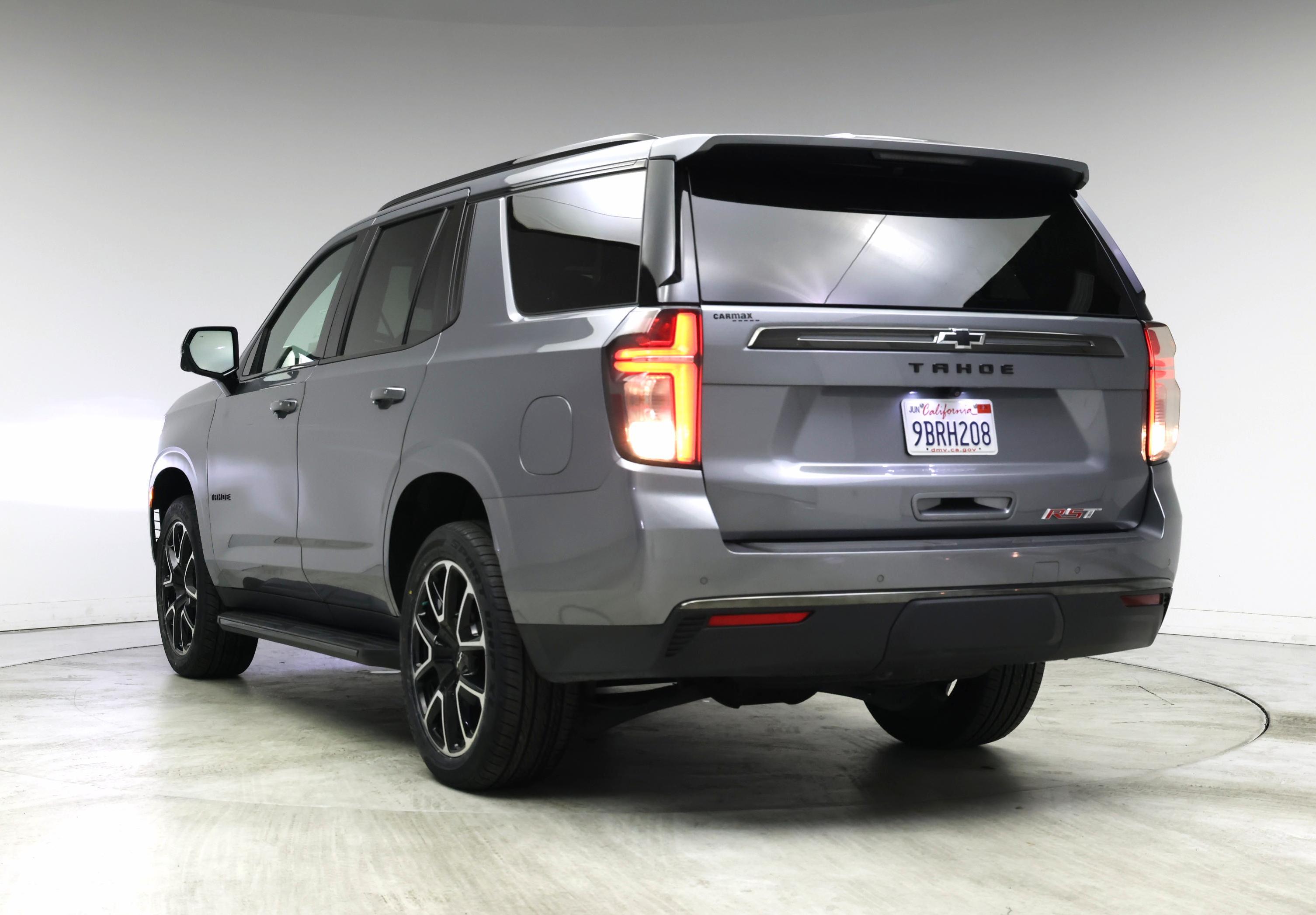 Thumbnail: 2022 Chevrolet Tahoe - 2