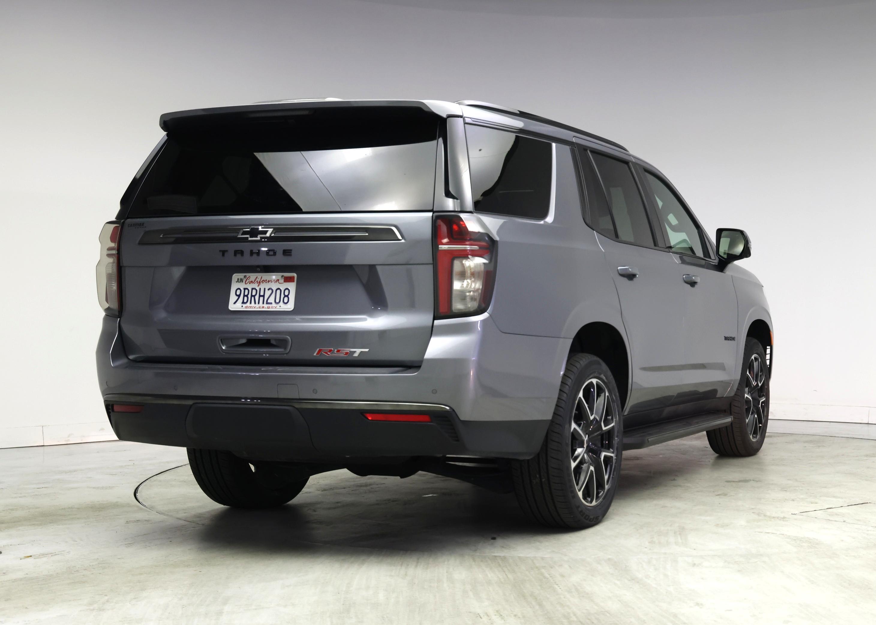 Thumbnail: 2022 Chevrolet Tahoe - 8