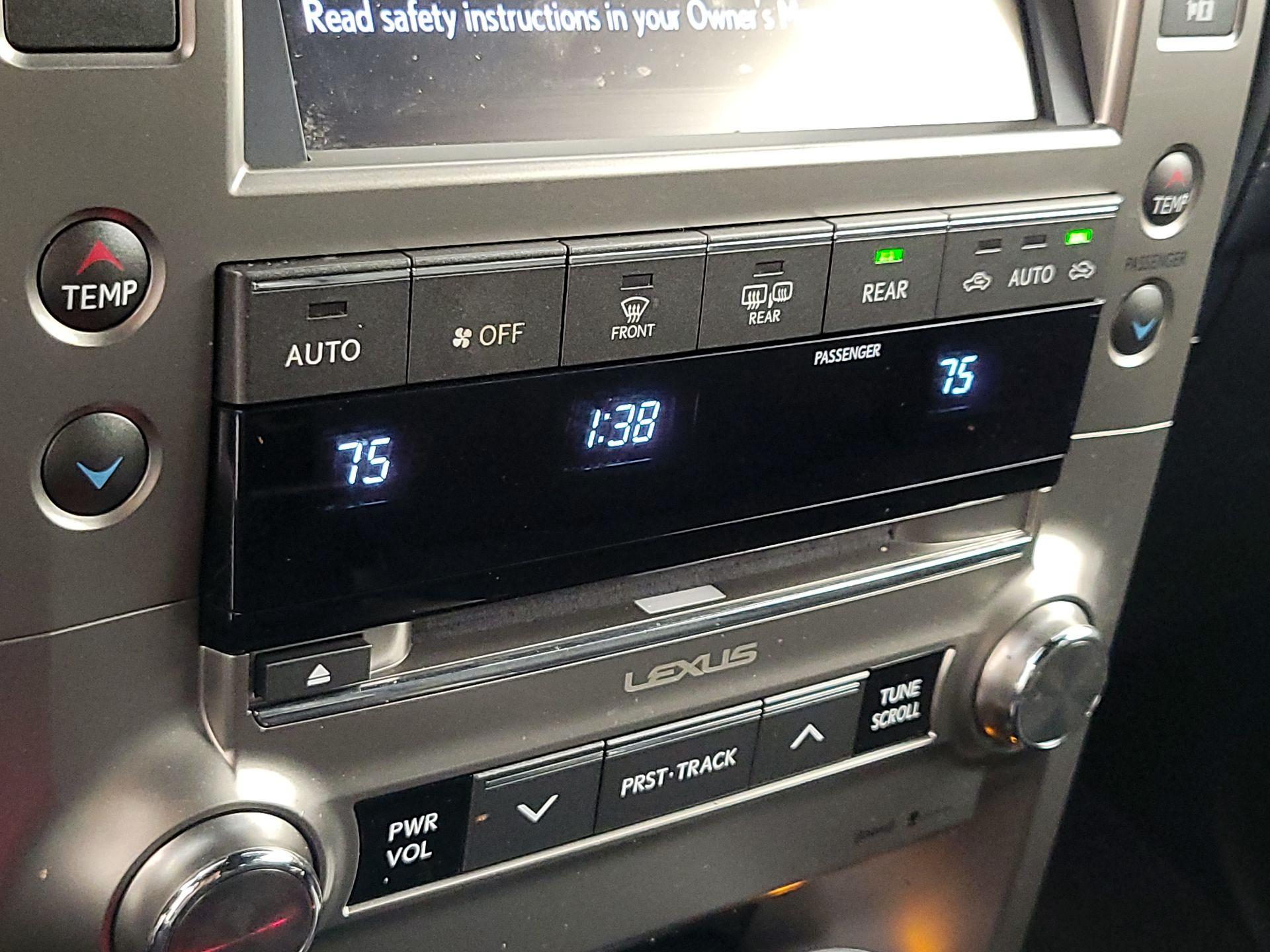 Thumbnail: 2021 Lexus GX - 17