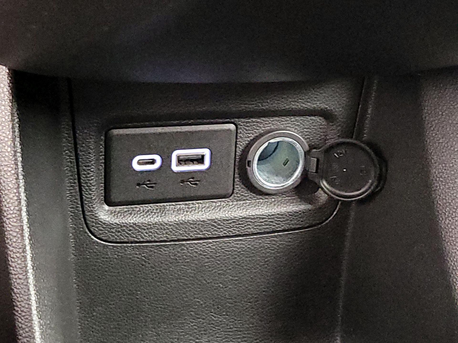 Thumbnail: 2019 Chevrolet Spark - 18