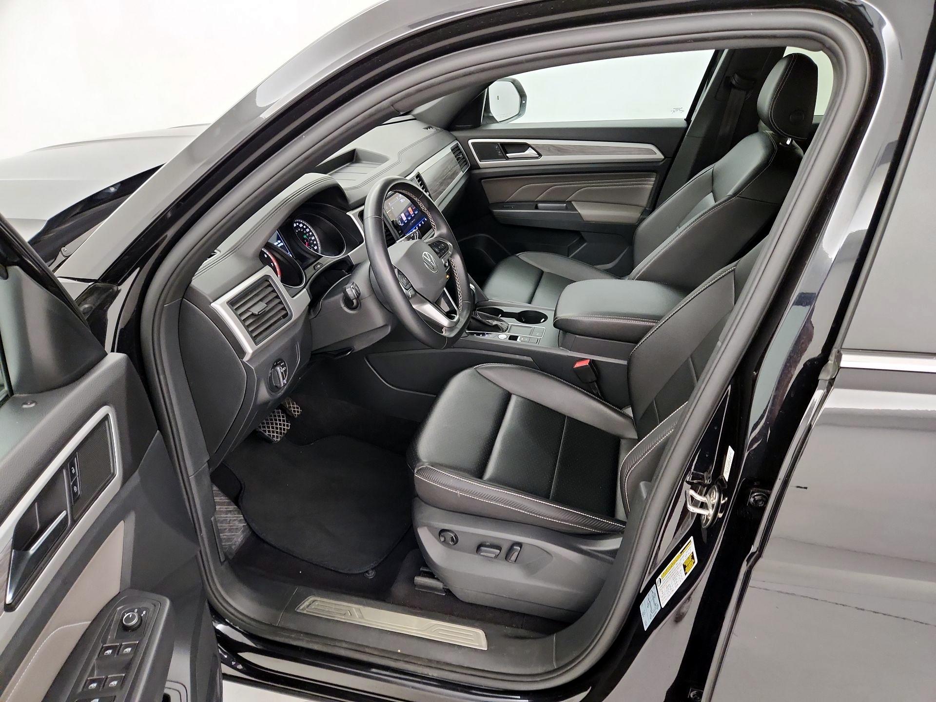 Thumbnail: 2021 Volkswagen Atlas - 11