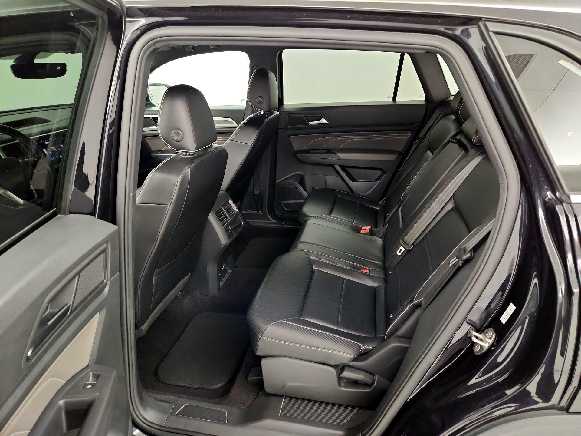 Thumbnail: 2021 Volkswagen Atlas - 19