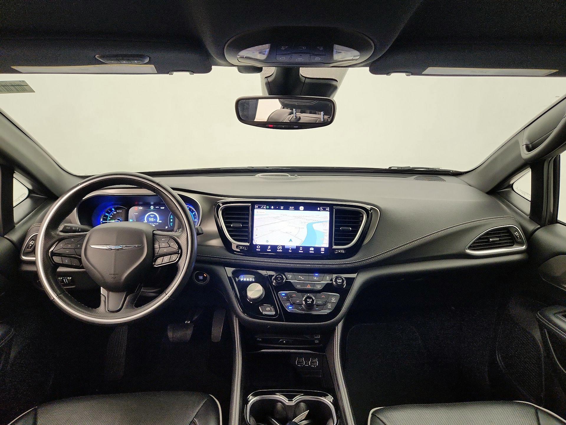 Thumbnail: 2021 Chrysler Pacifica - 9