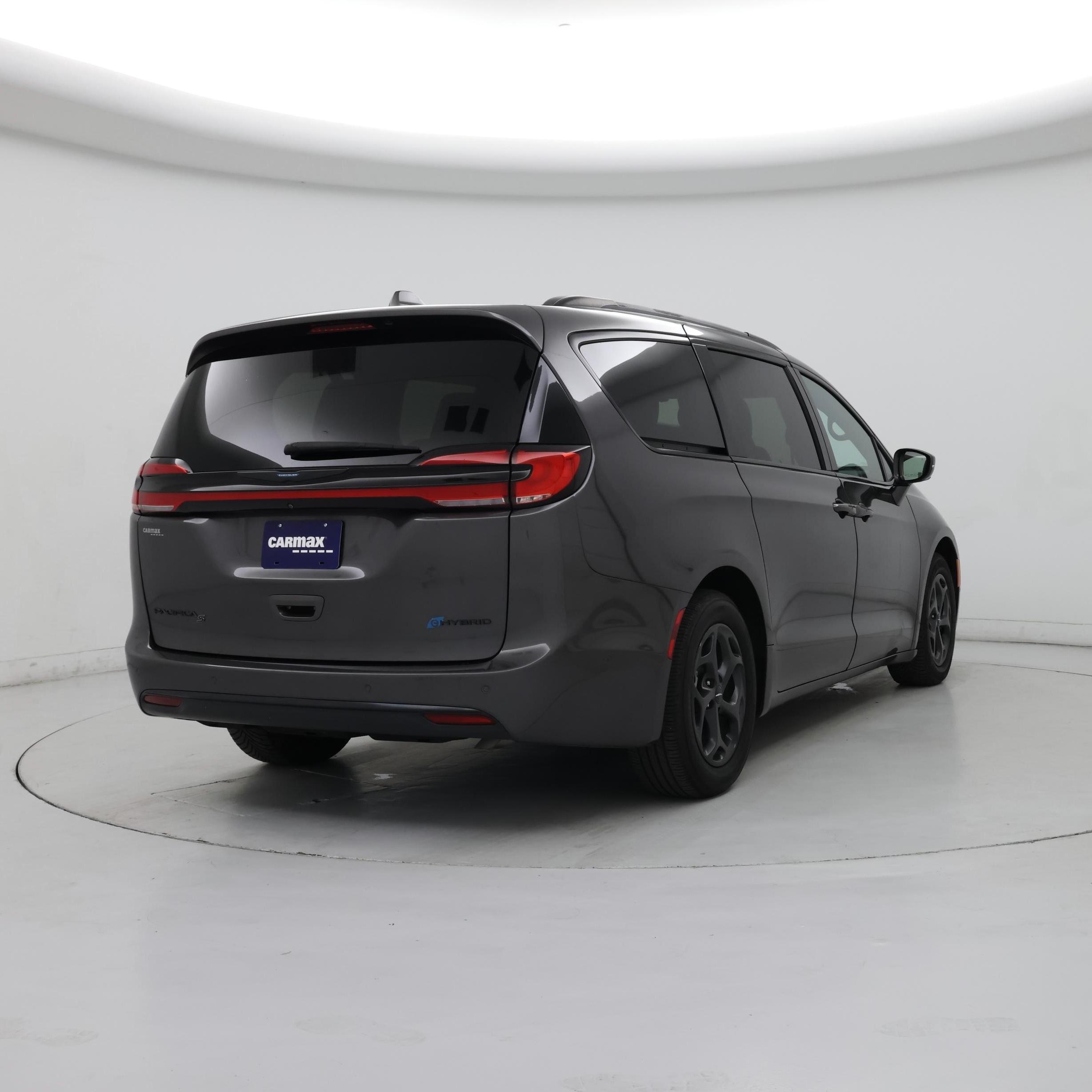 Thumbnail: 2021 Chrysler Pacifica - 8