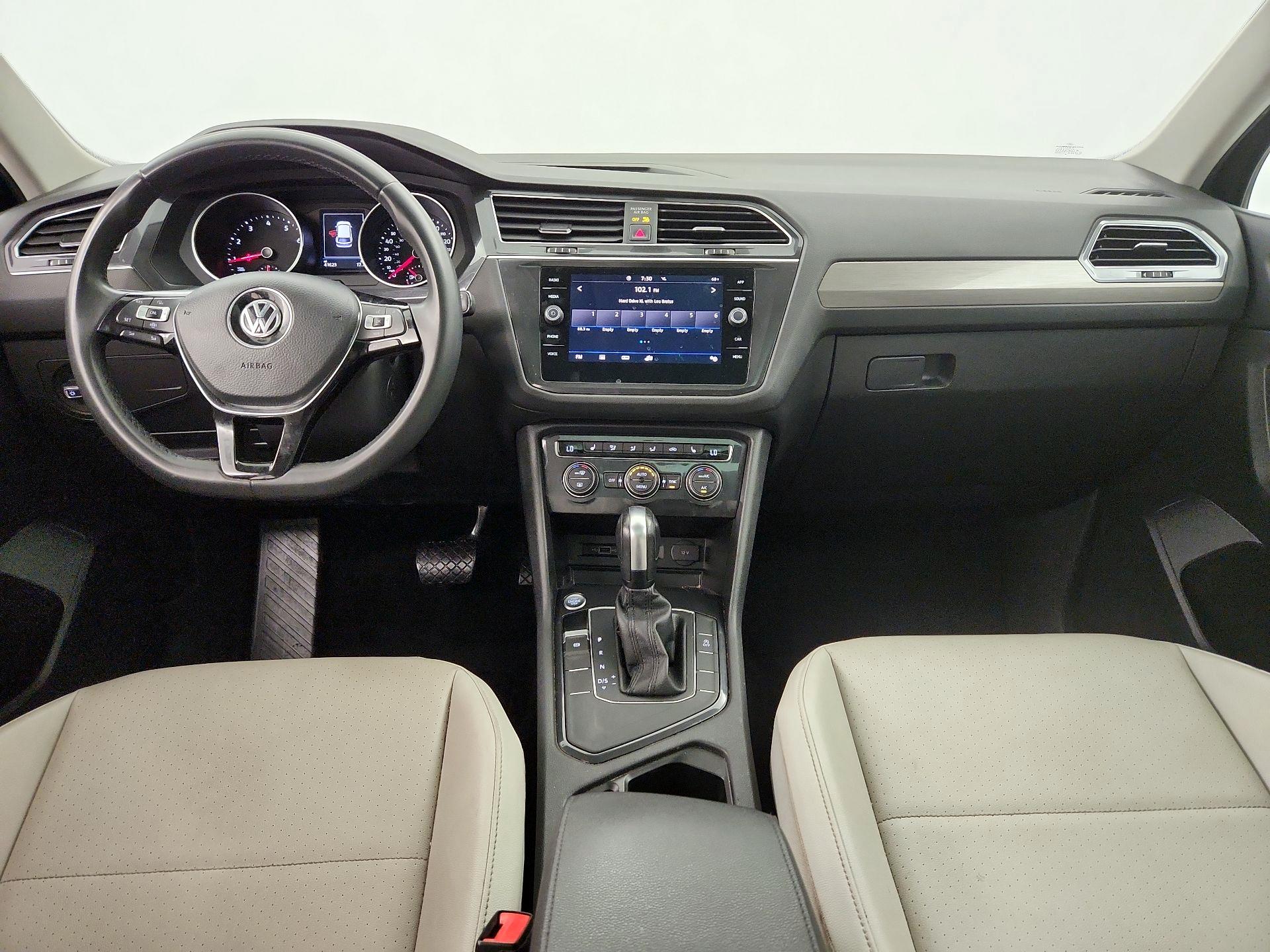 Thumbnail: 2020 Volkswagen Tiguan - 9