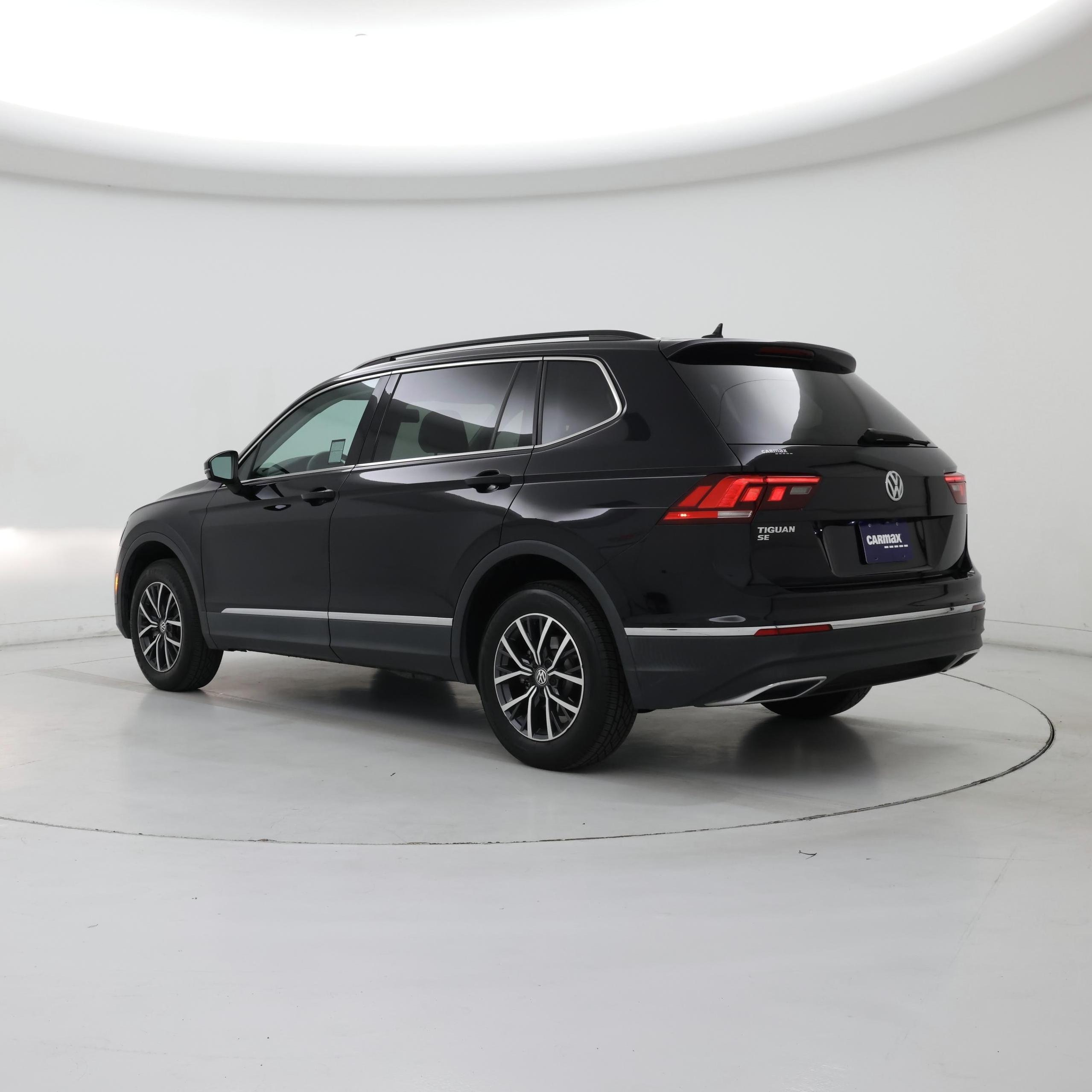 Thumbnail: 2020 Volkswagen Tiguan - 2