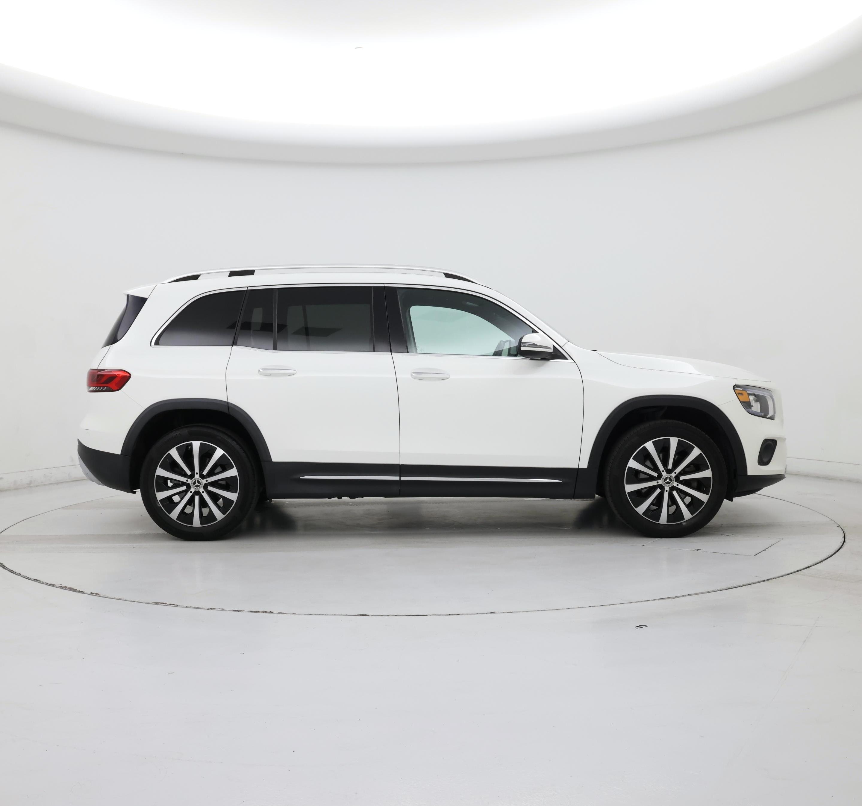 Thumbnail: 2021 Mercedes-Benz GLB - 7