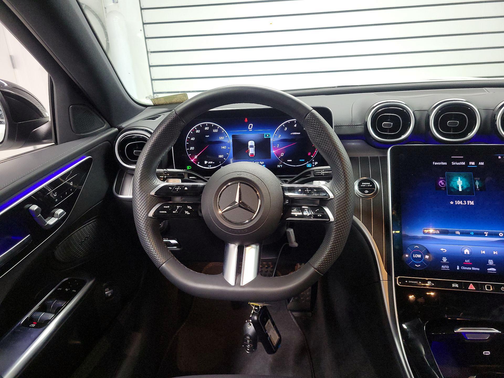 Thumbnail: 2023 Mercedes-Benz C-Class - 10