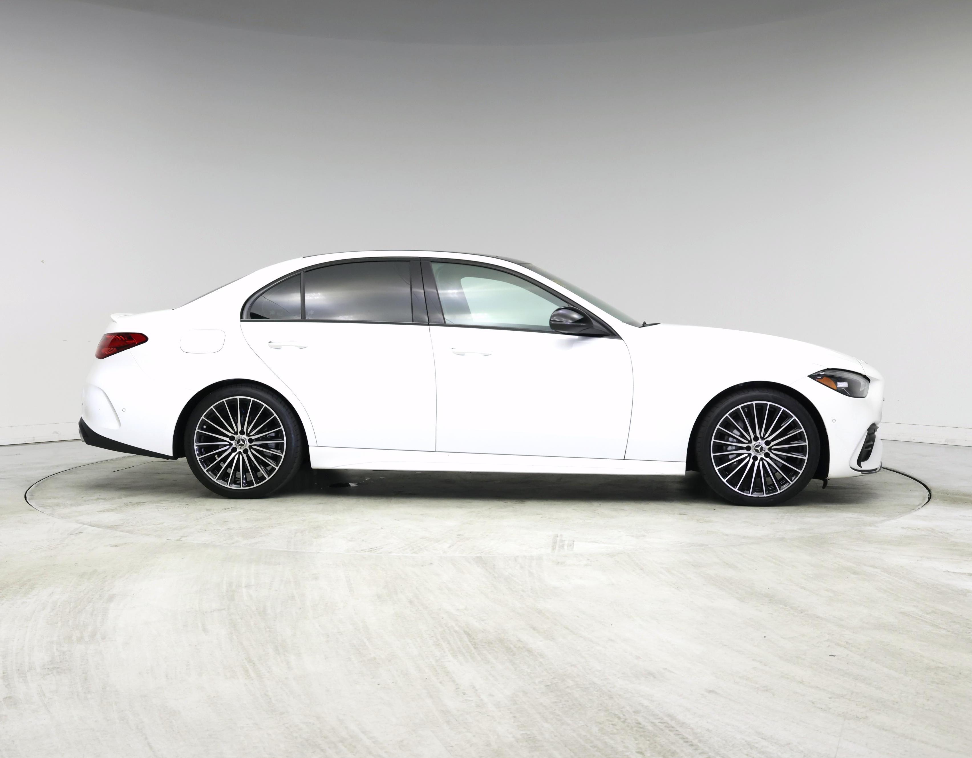 Thumbnail: 2023 Mercedes-Benz C-Class - 7
