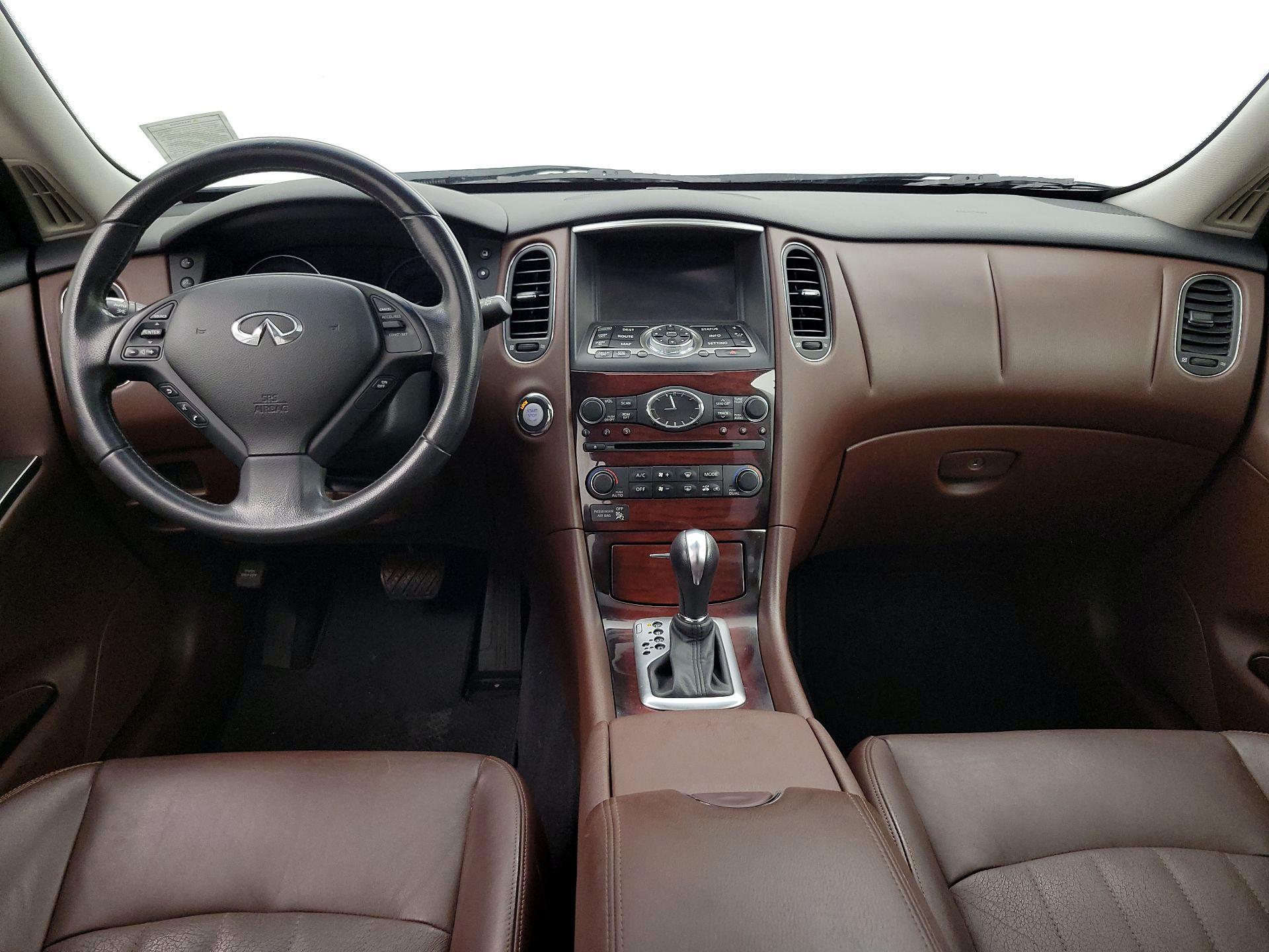 Thumbnail: 2016 INFINITI QX50 - 9