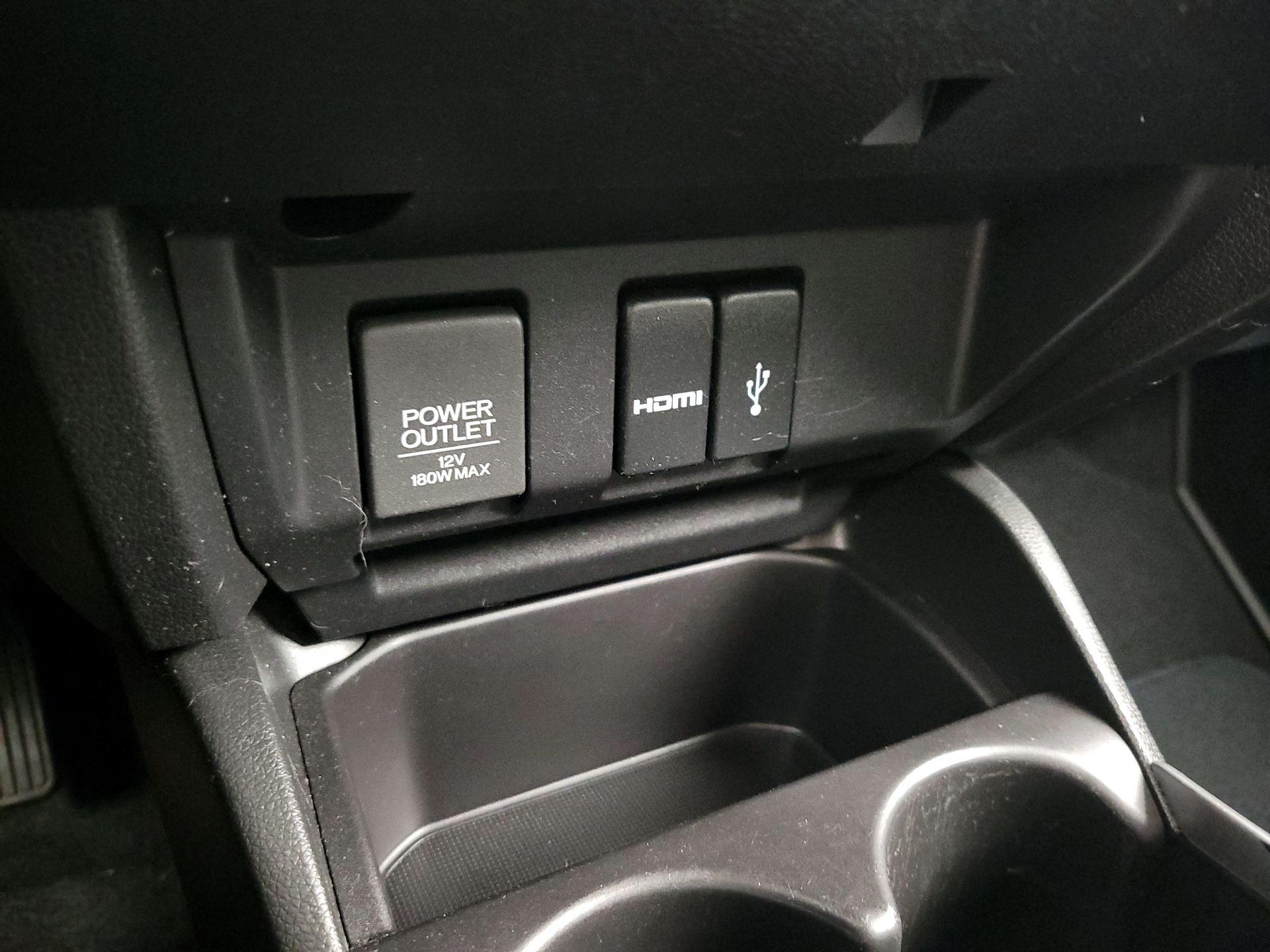 Thumbnail: 2016 Honda Fit - 18