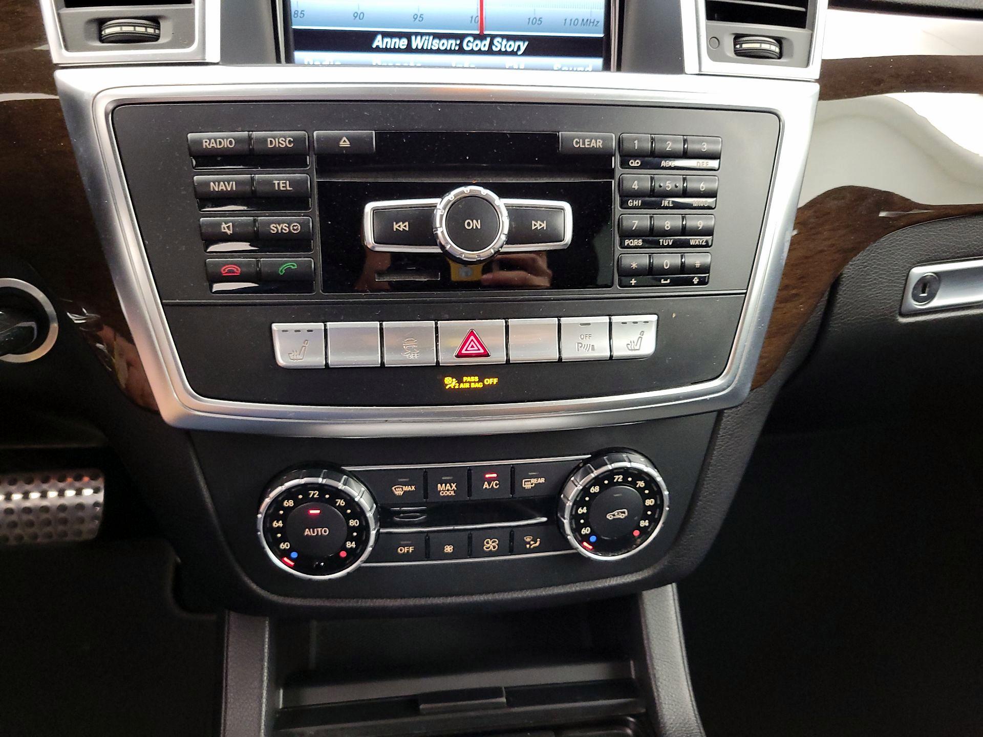 Thumbnail: 2015 Mercedes-Benz M-Class - 17