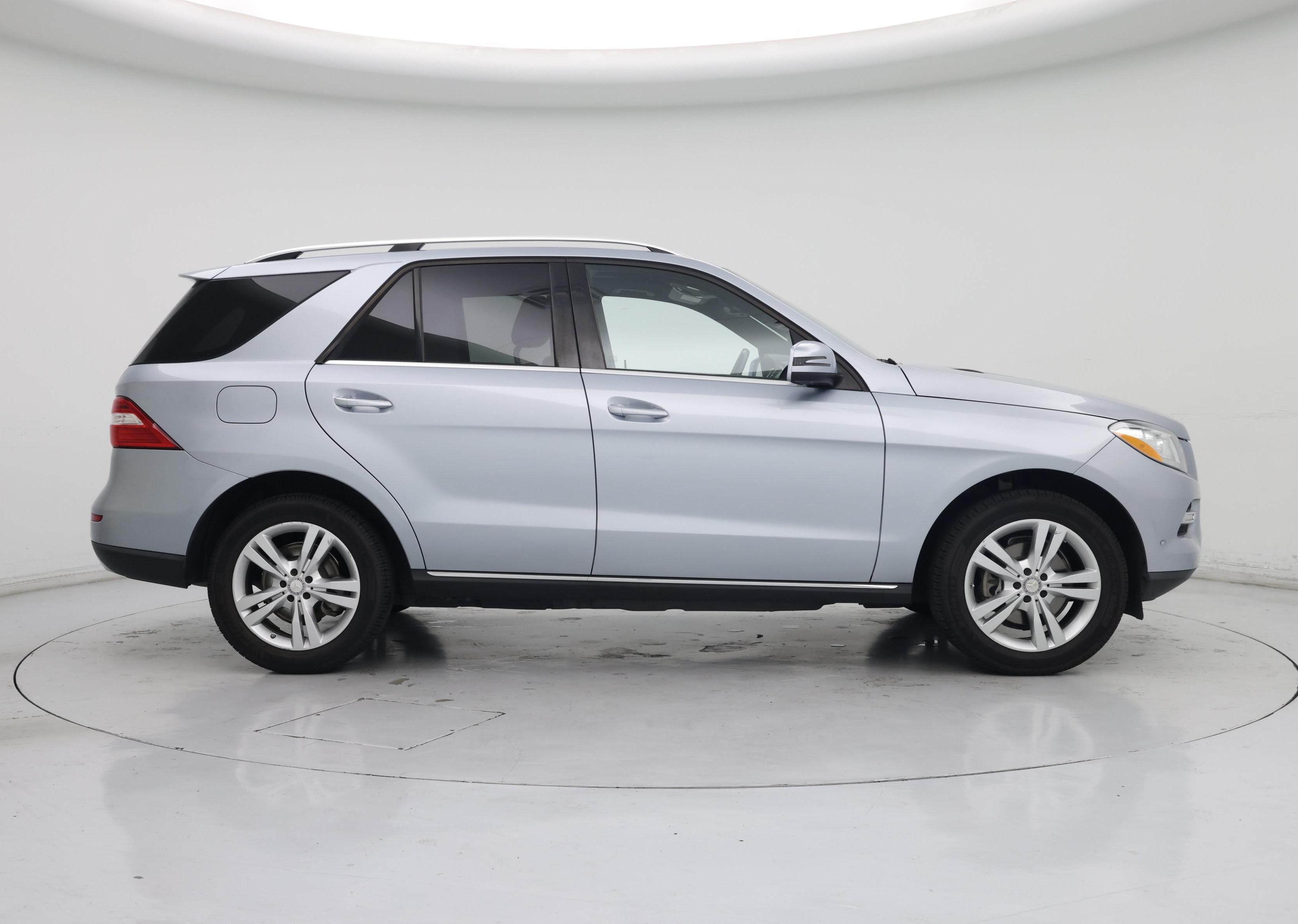 Thumbnail: 2015 Mercedes-Benz M-Class - 7