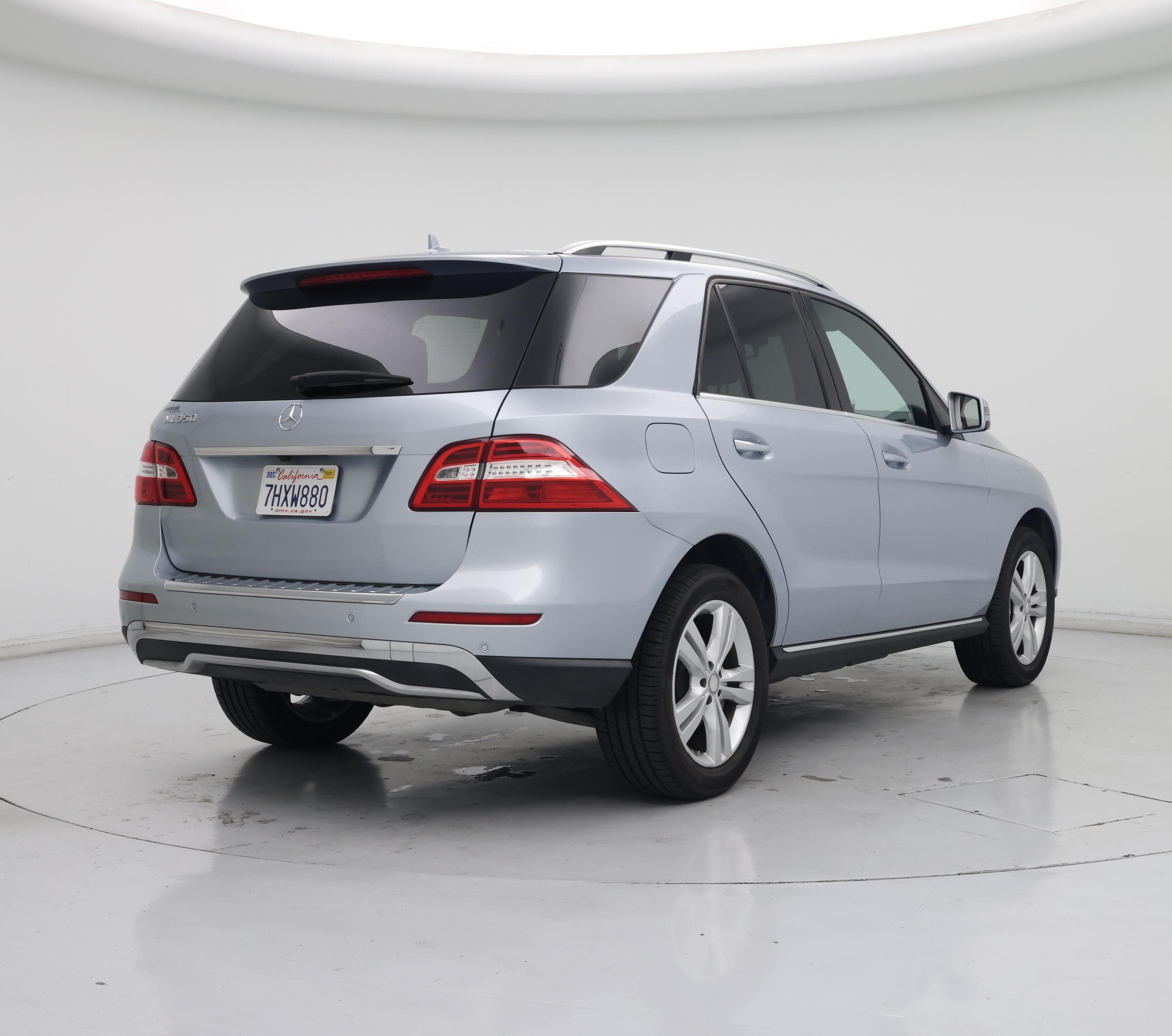 Thumbnail: 2015 Mercedes-Benz M-Class - 8