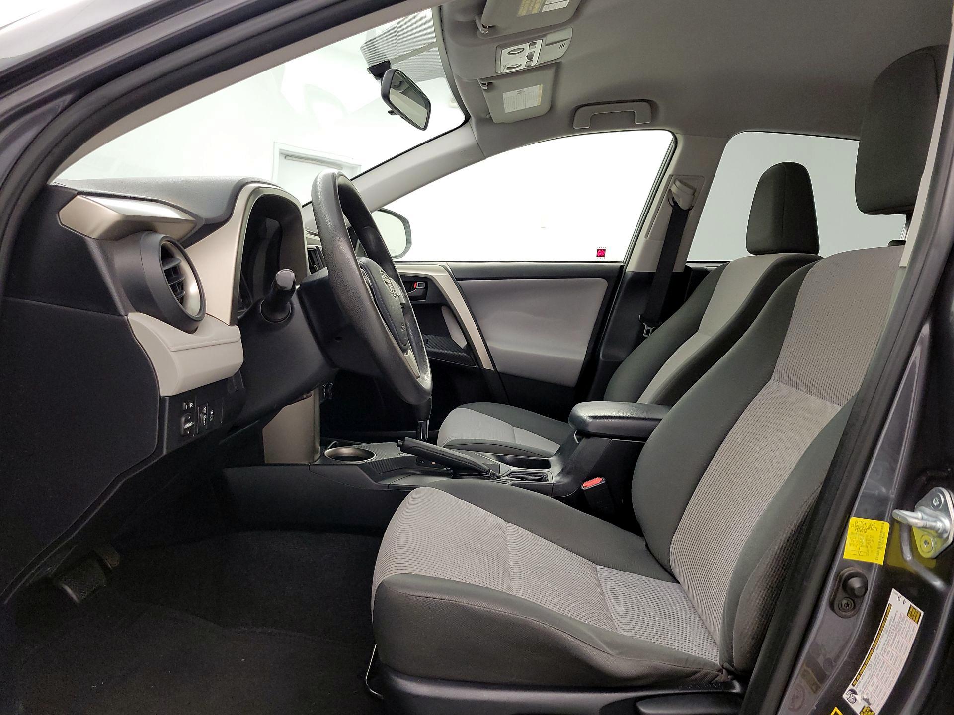 Thumbnail: 2014 Toyota RAV4 - 11