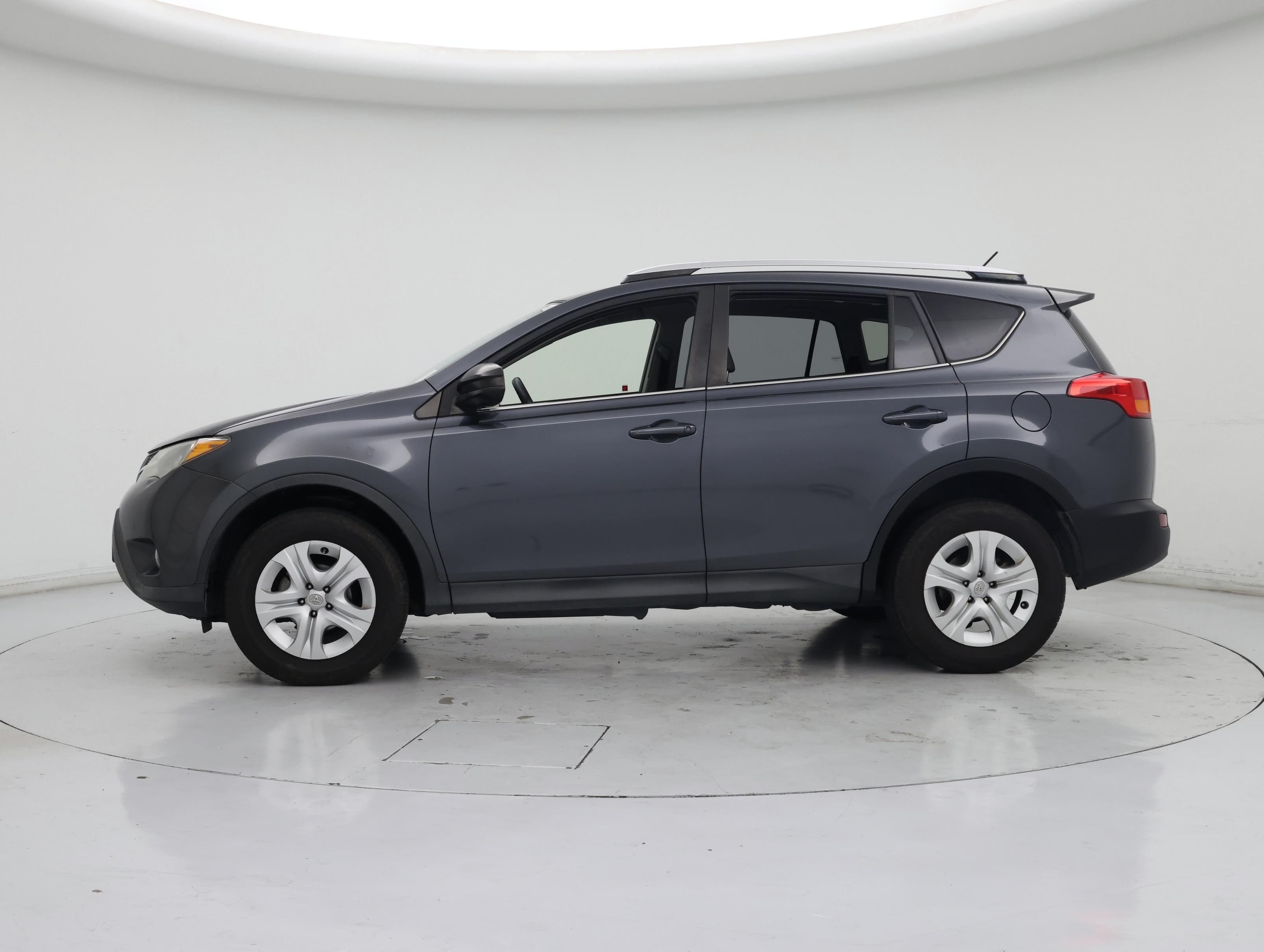 Thumbnail: 2014 Toyota RAV4 - 3