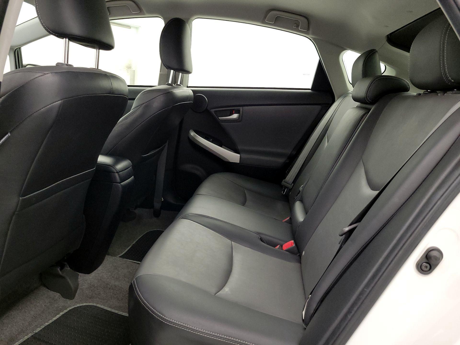 Thumbnail: 2014 Toyota Prius - 19