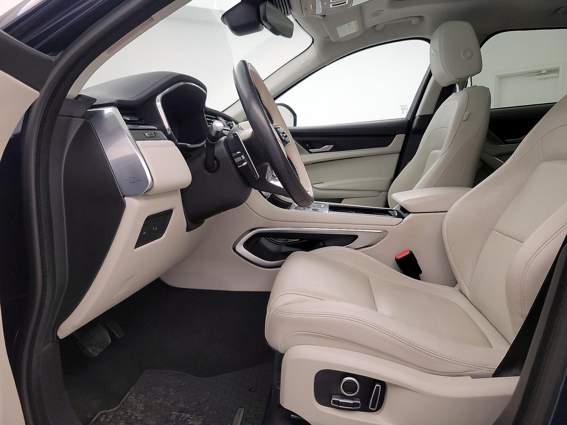 Thumbnail: 2022 Jaguar F-Pace - 11
