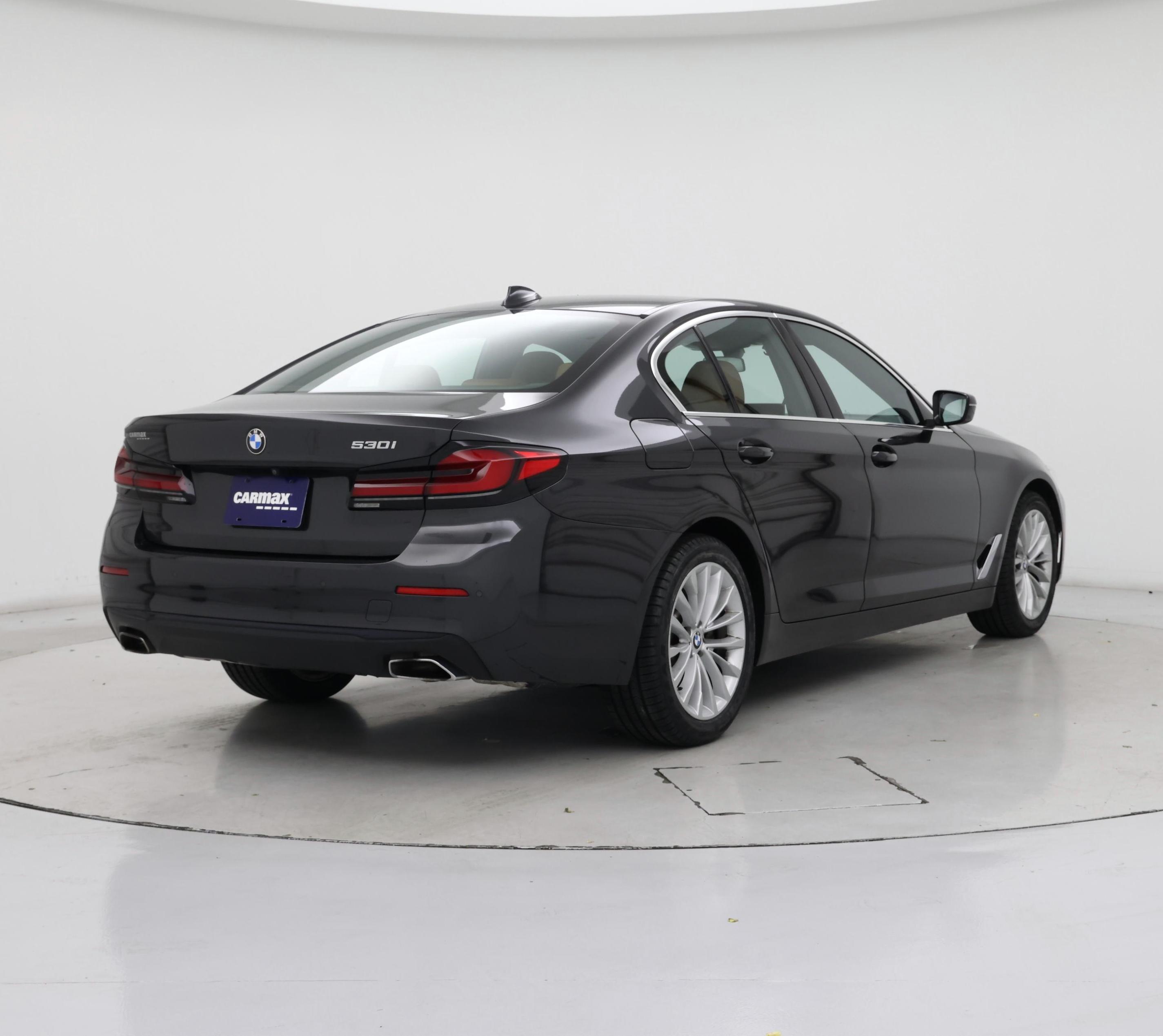 Thumbnail: 2022 BMW 5 Series - 8