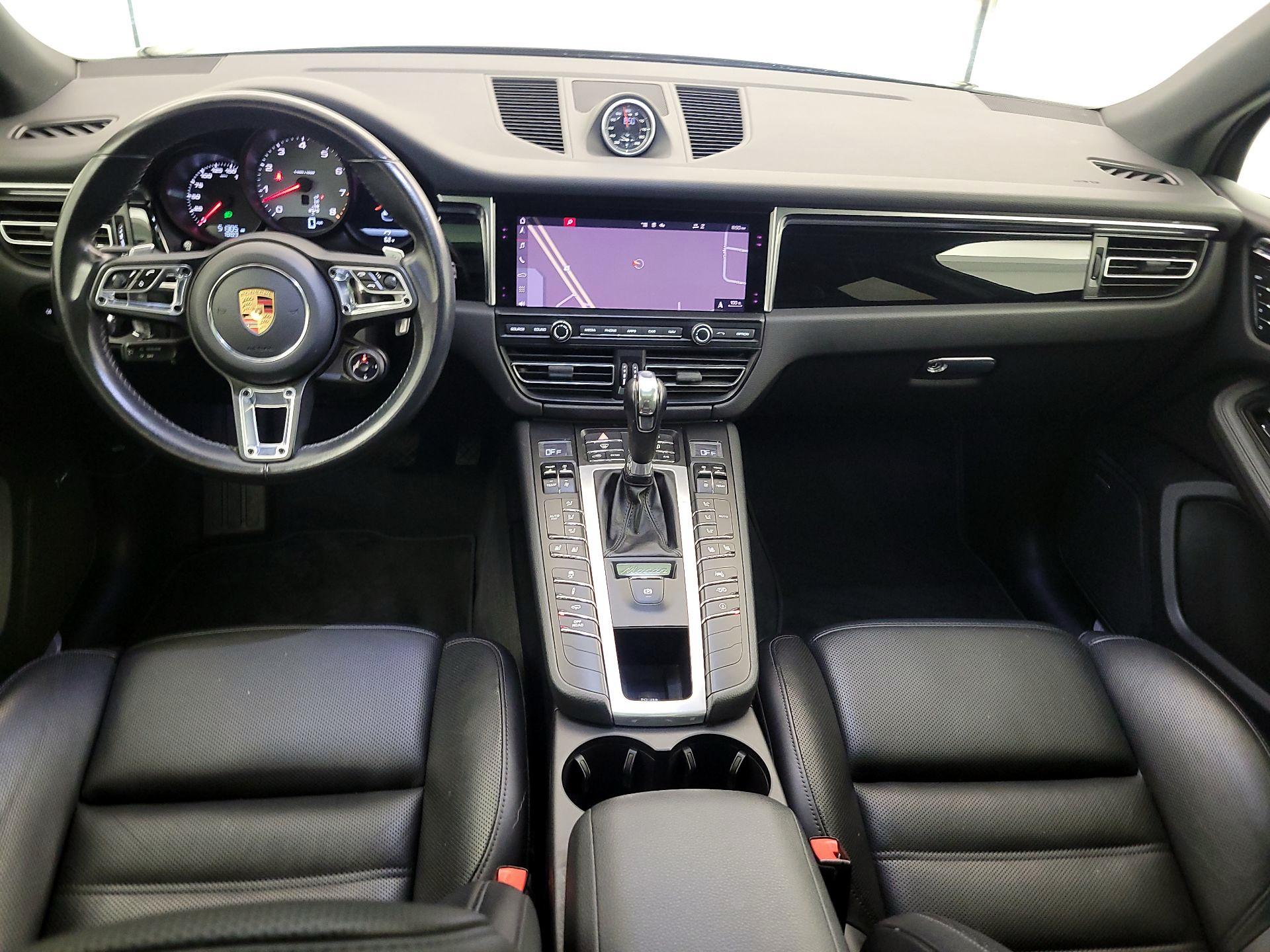 Thumbnail: 2020 Porsche Macan - 9