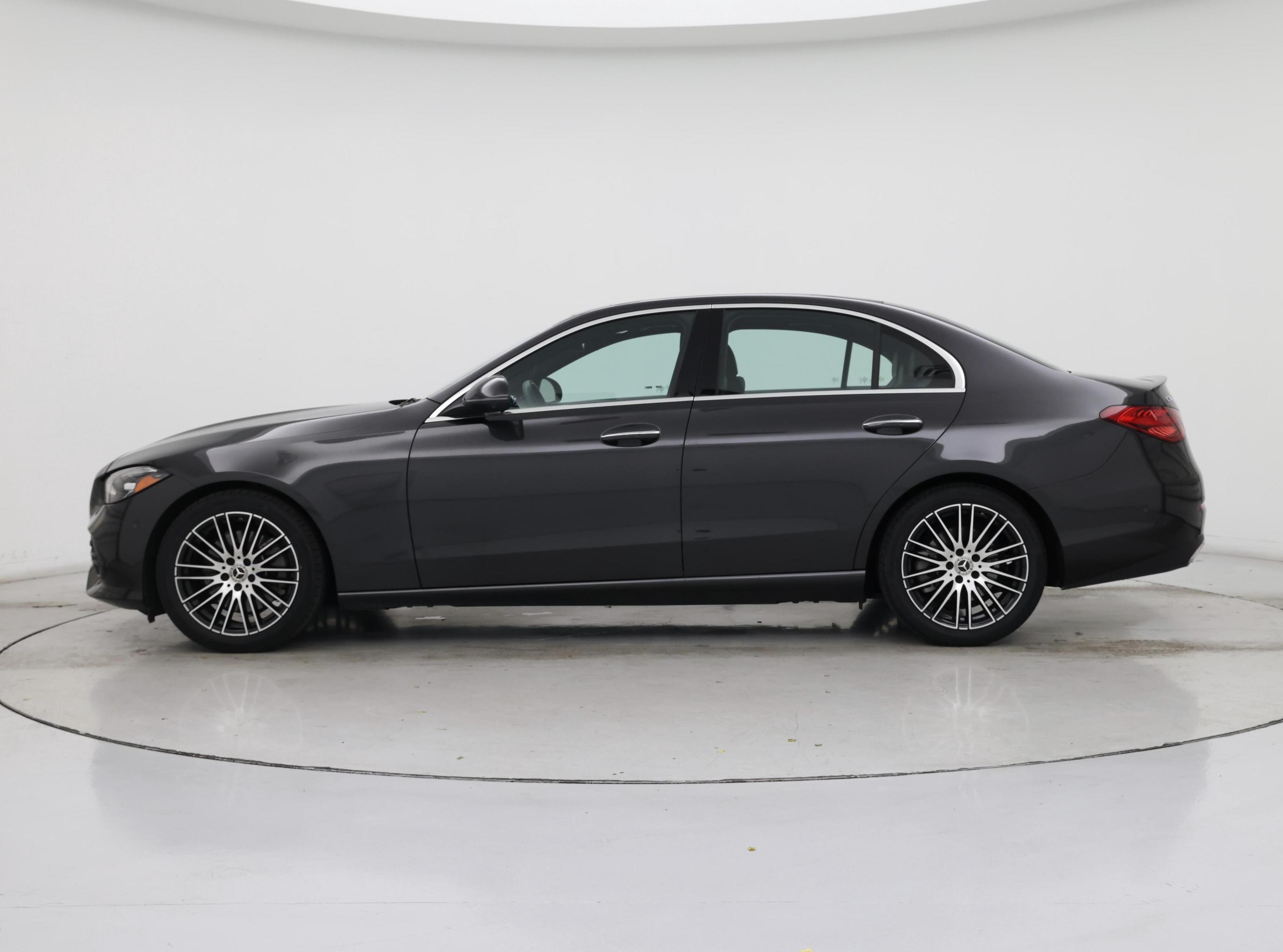 Thumbnail: 2023 Mercedes-Benz C-Class - 3