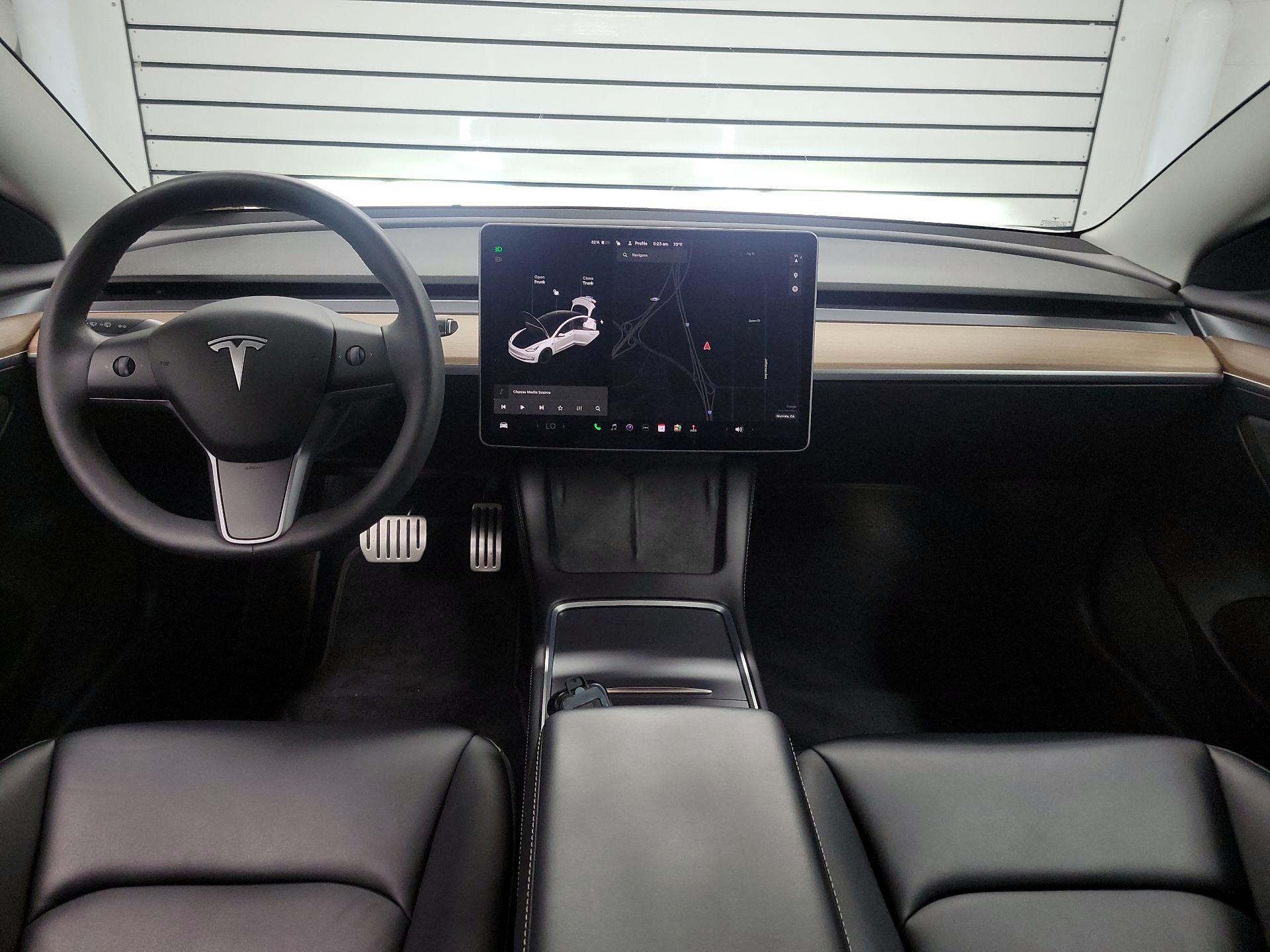 Thumbnail: 2022 Tesla Model 3 - 9