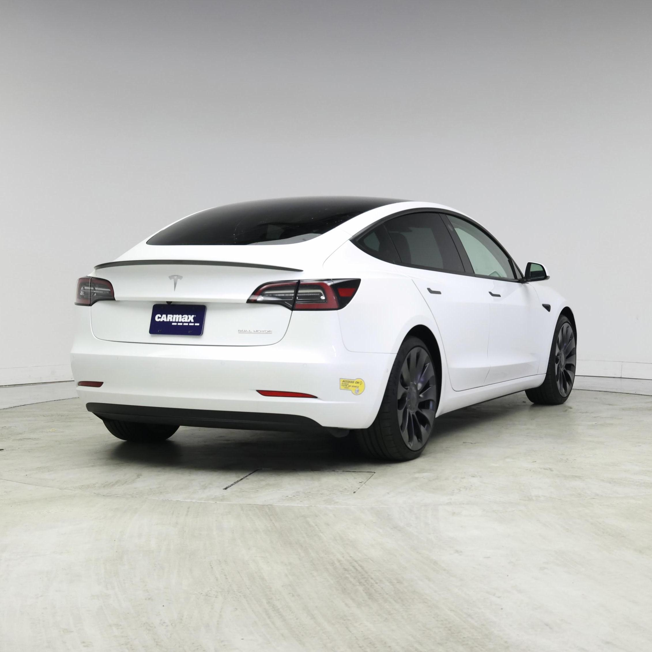 Thumbnail: 2022 Tesla Model 3 - 8