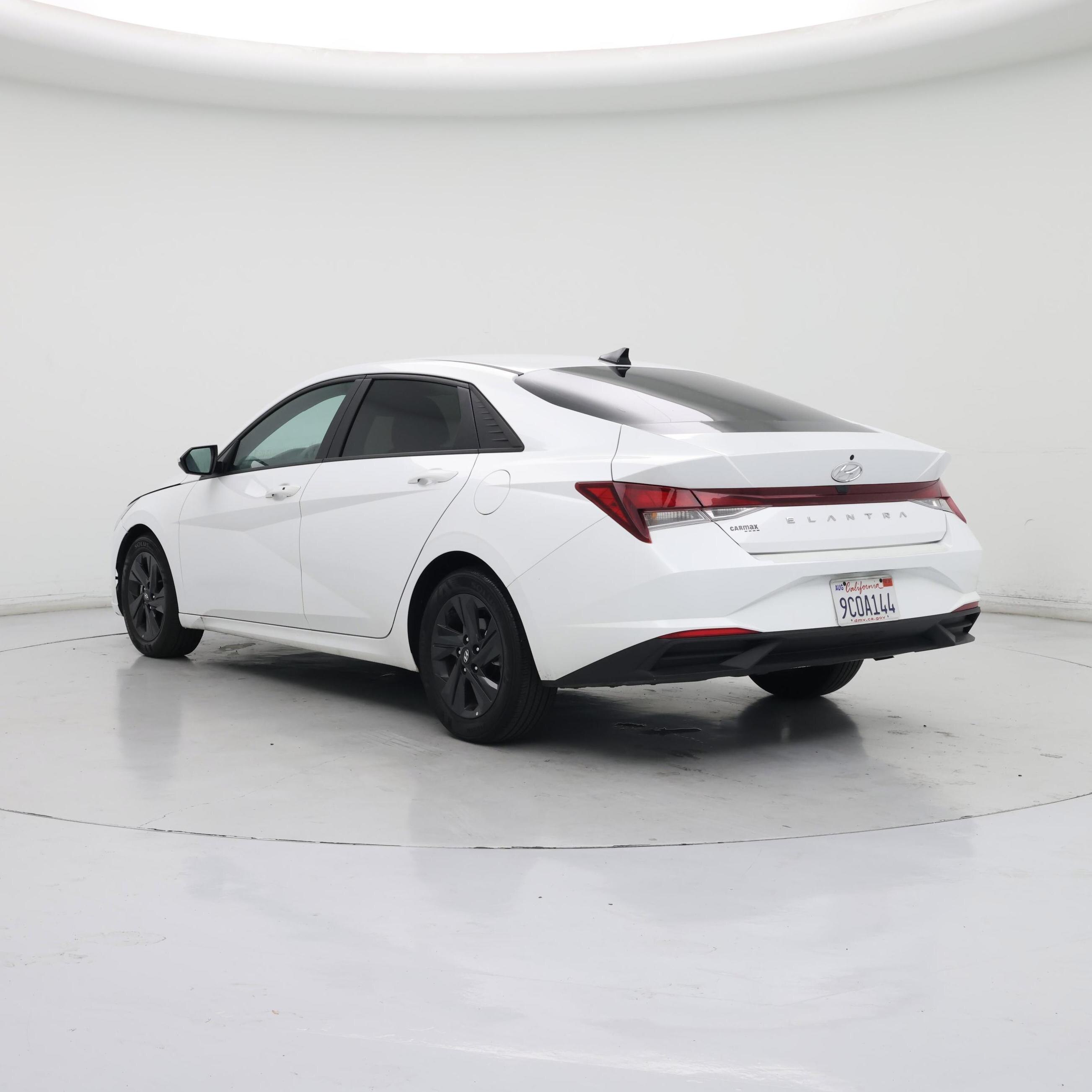 Thumbnail: 2023 Hyundai Elantra - 2