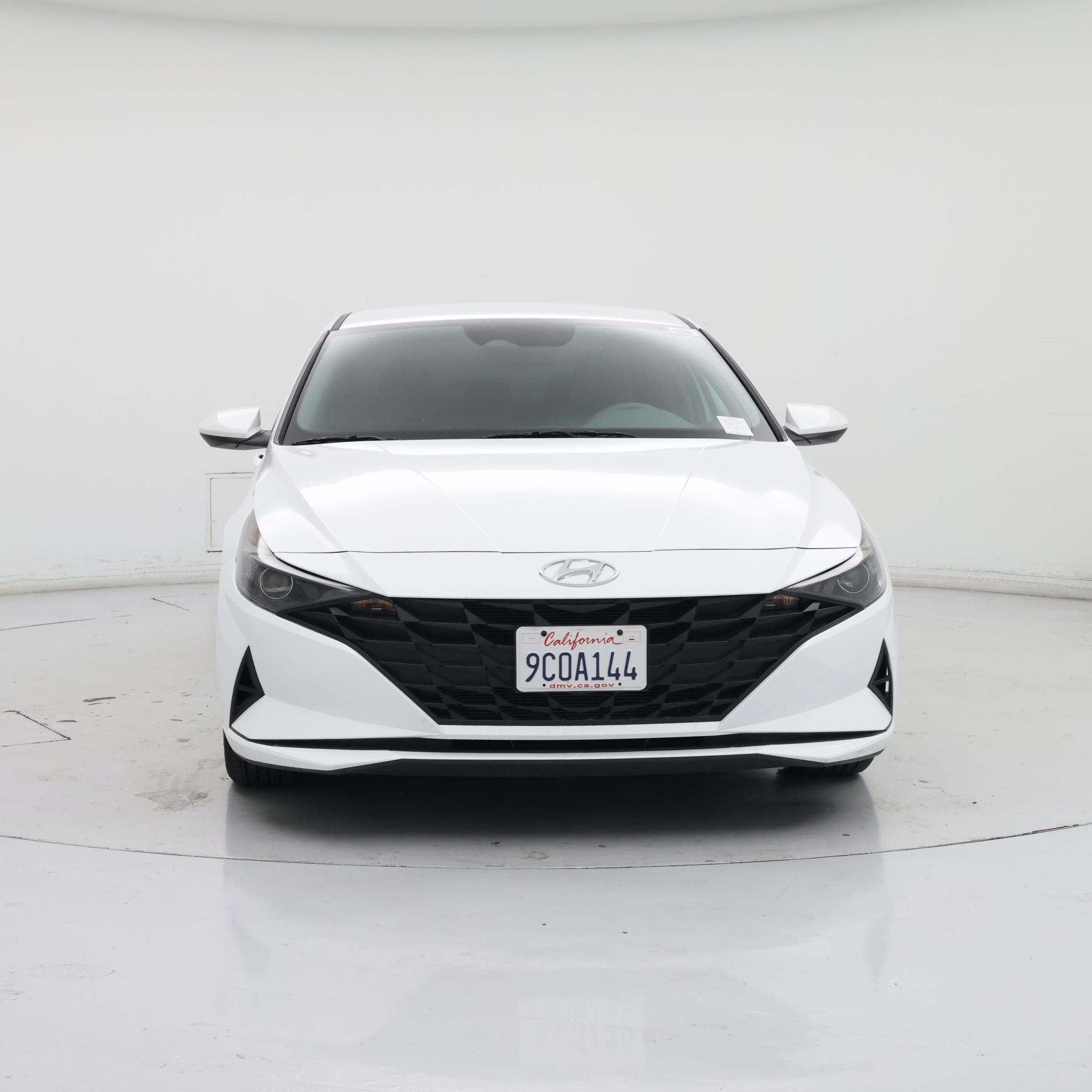 Thumbnail: 2023 Hyundai Elantra - 5