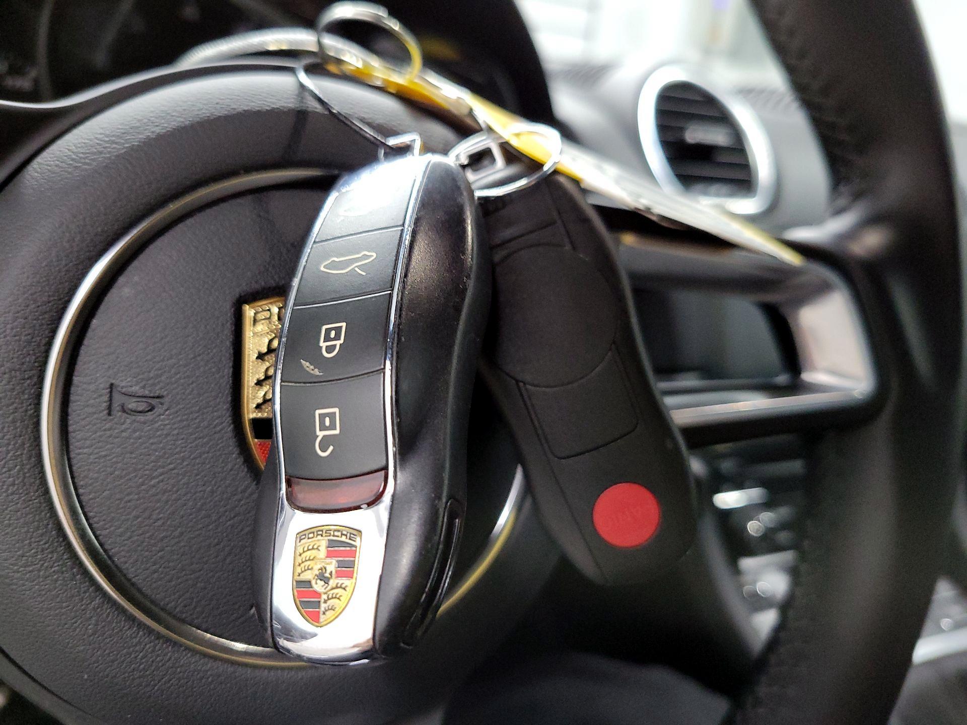 Thumbnail: 2023 Porsche 718 Cayman - 19