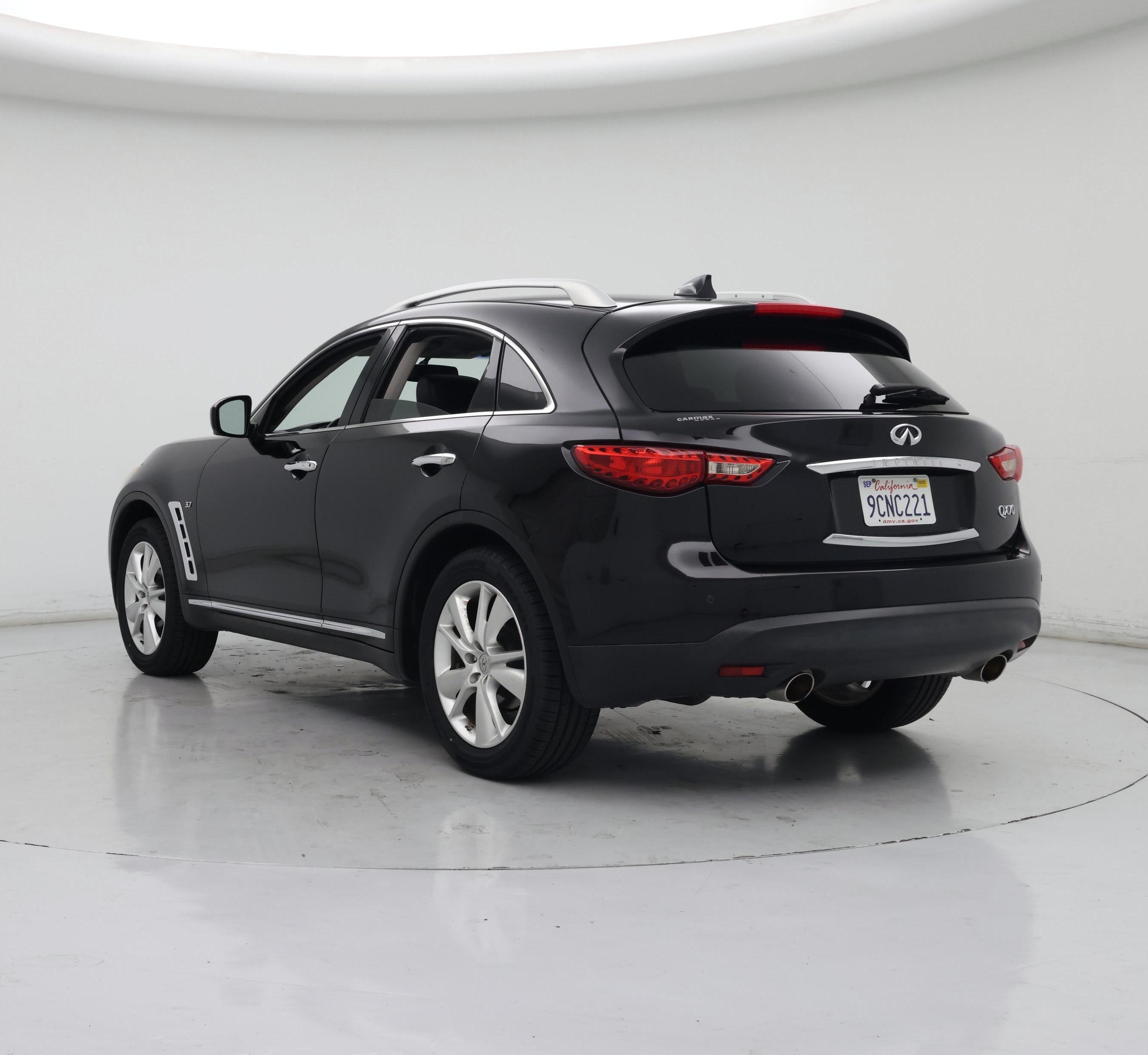 Thumbnail: 2015 INFINITI QX70 - 2