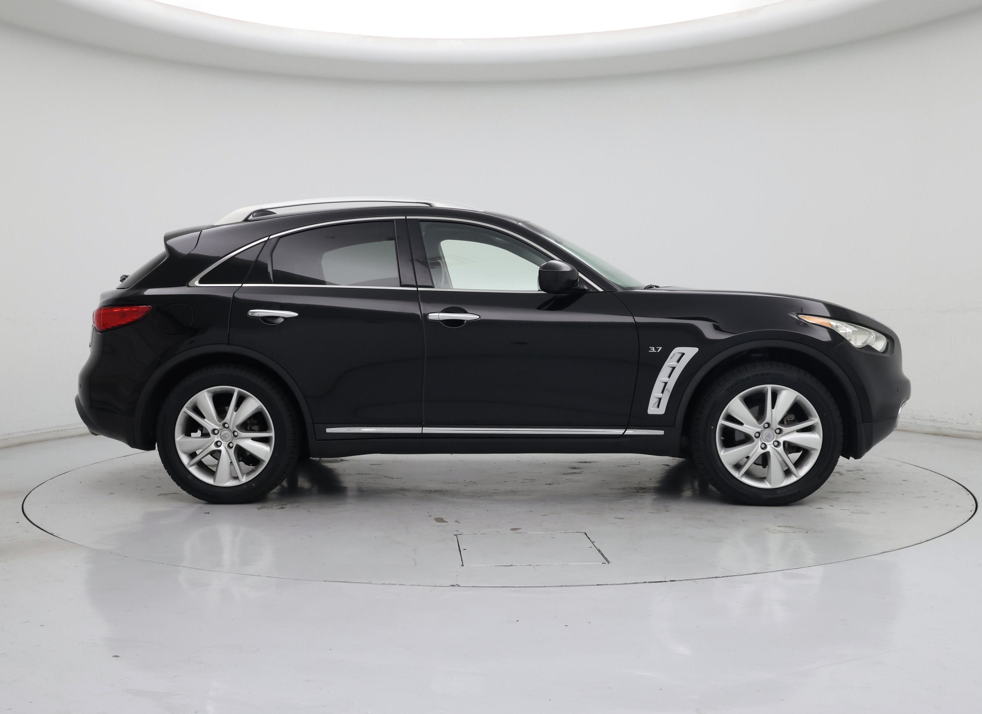 Thumbnail: 2015 INFINITI QX70 - 7