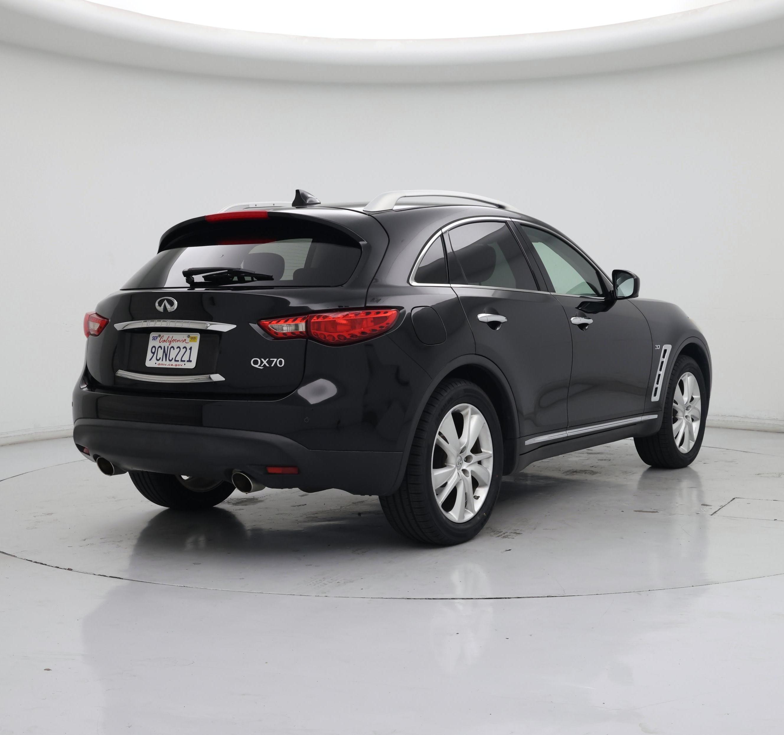 Thumbnail: 2015 INFINITI QX70 - 8