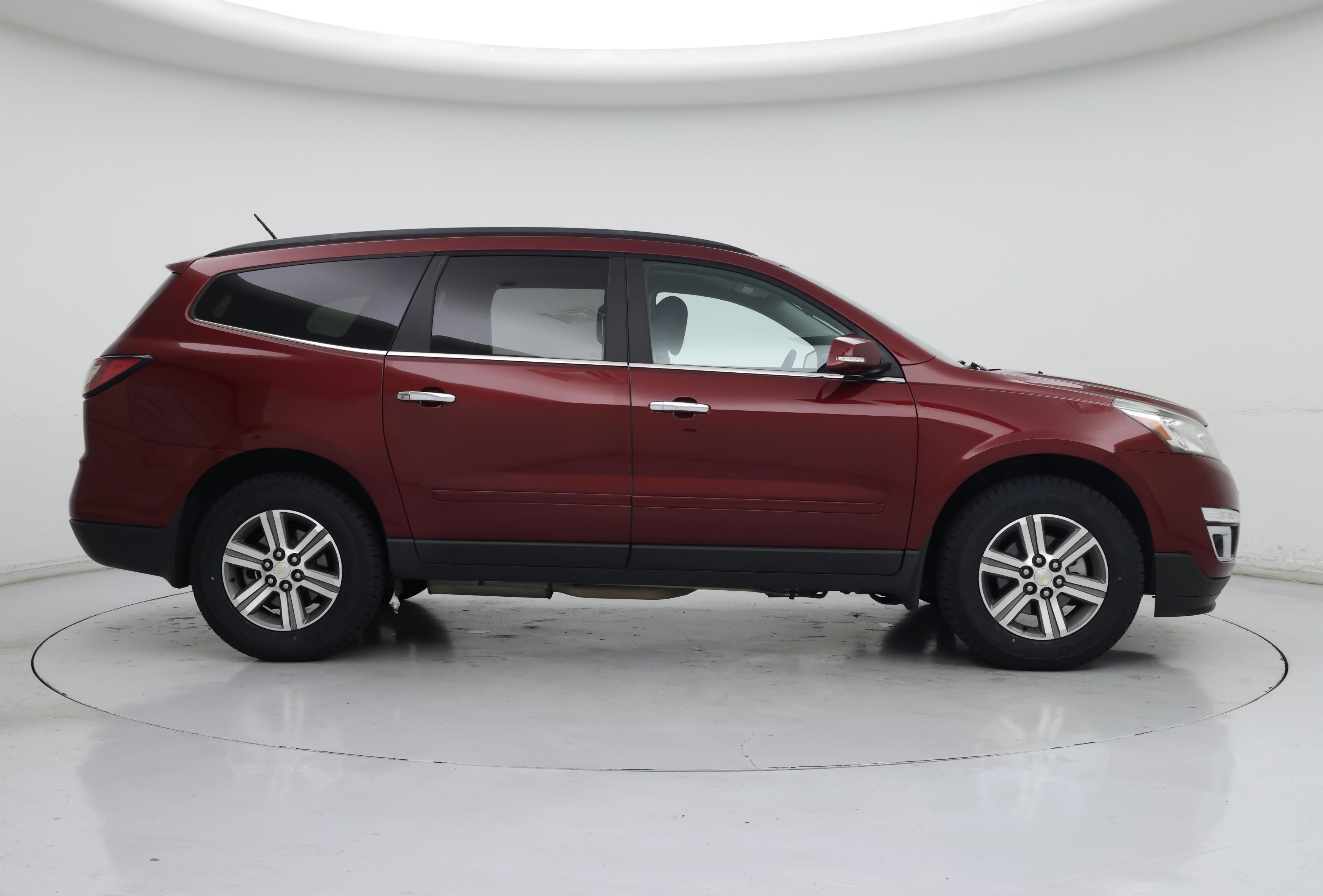 Thumbnail: 2017 Chevrolet Traverse - 7