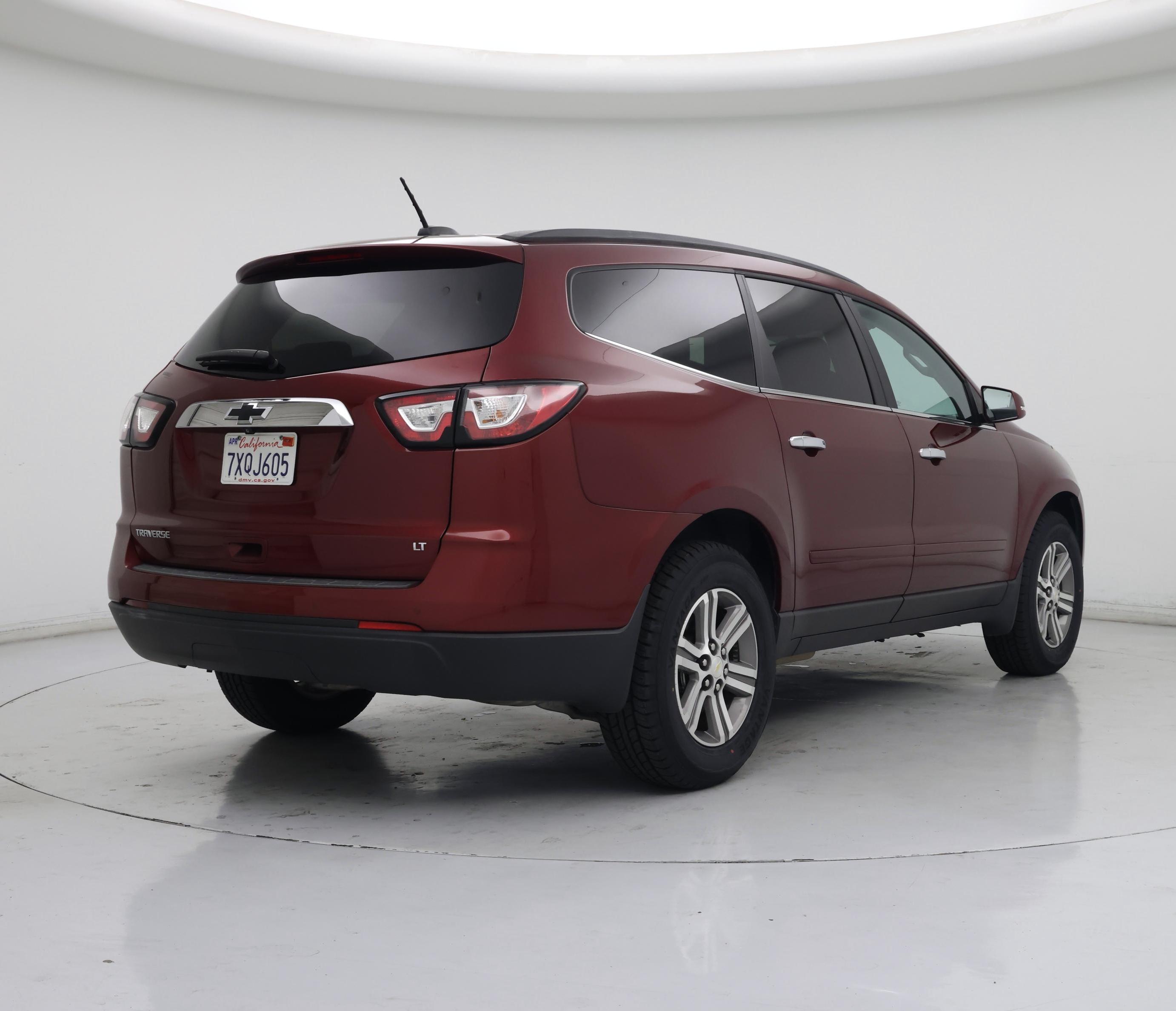 Thumbnail: 2017 Chevrolet Traverse - 8