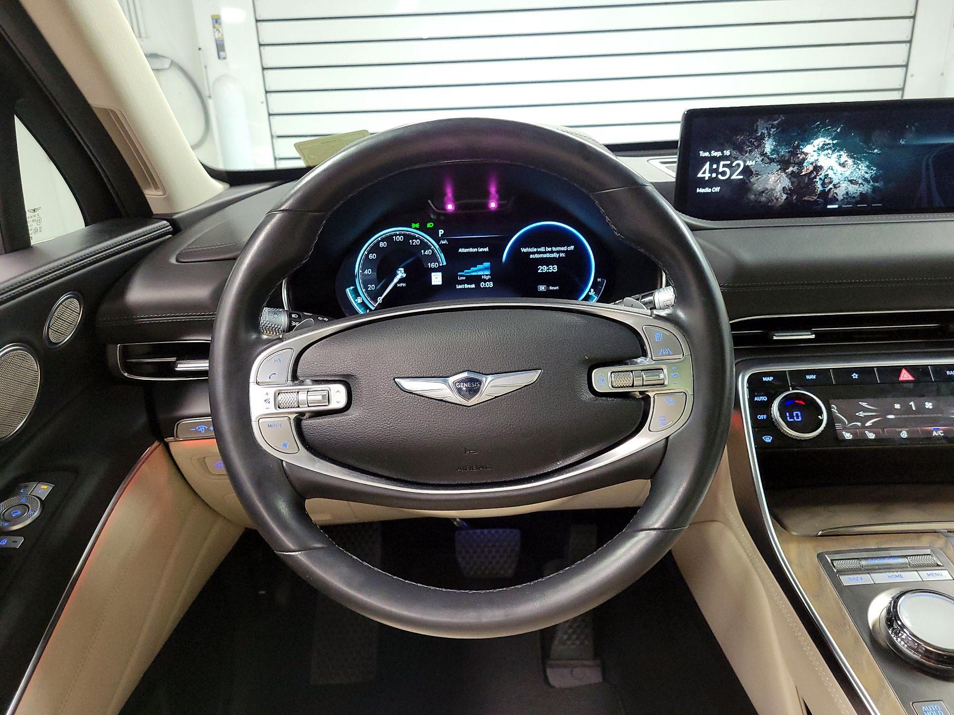Thumbnail: 2023 Genesis GV80 - 10
