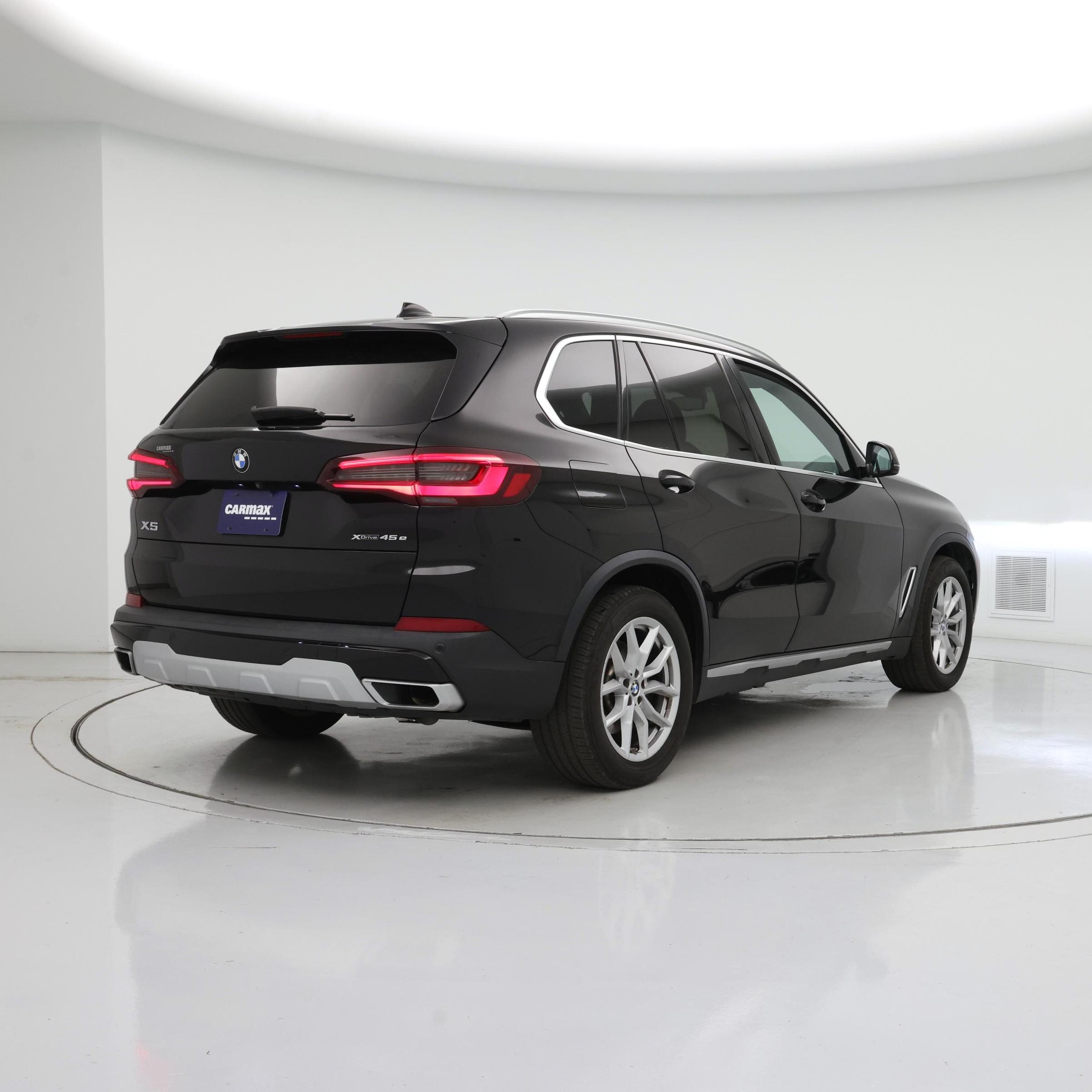 Thumbnail: 2021 BMW X5 - 8