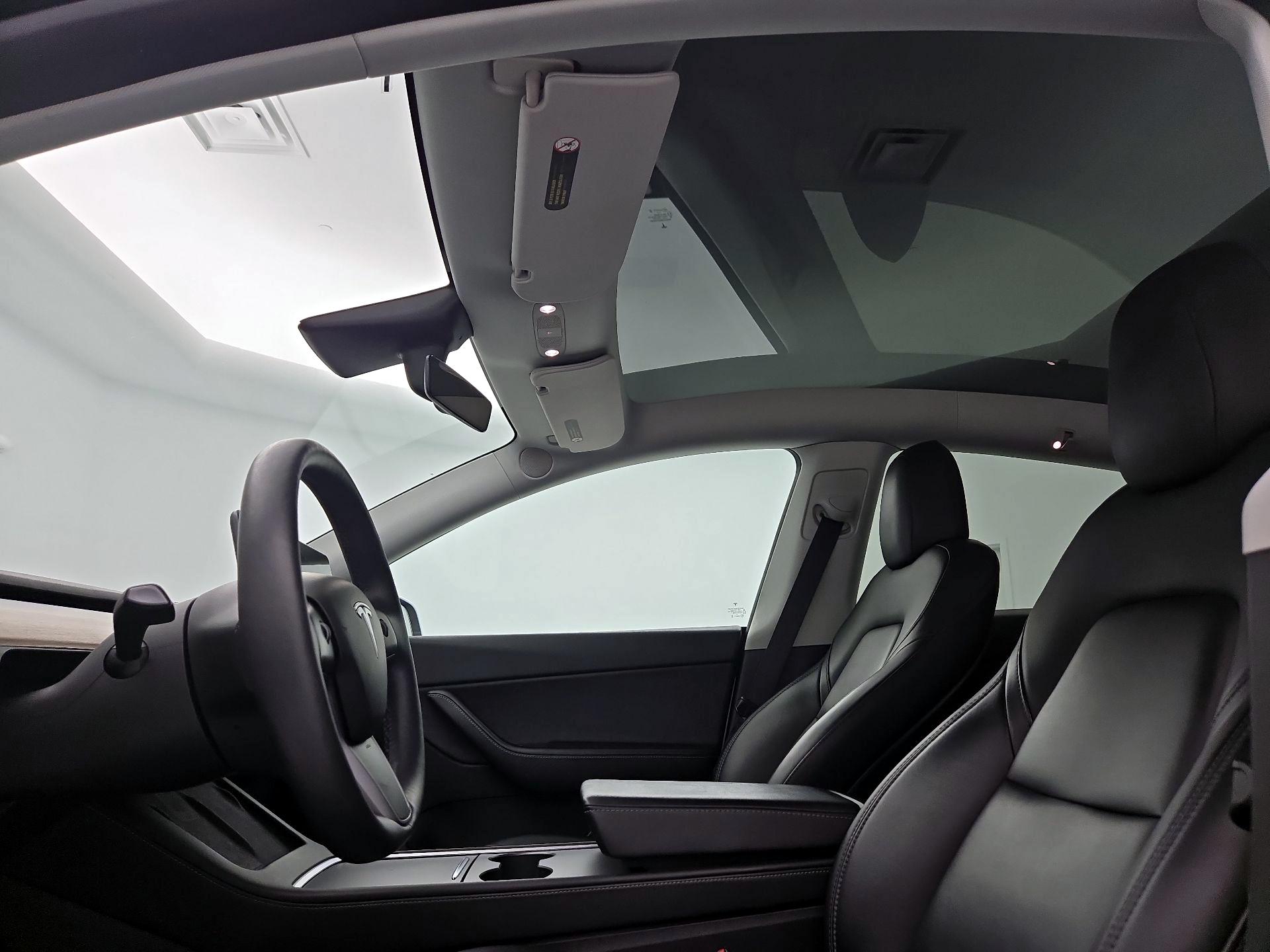 Thumbnail: 2021 Tesla Model Y - 18