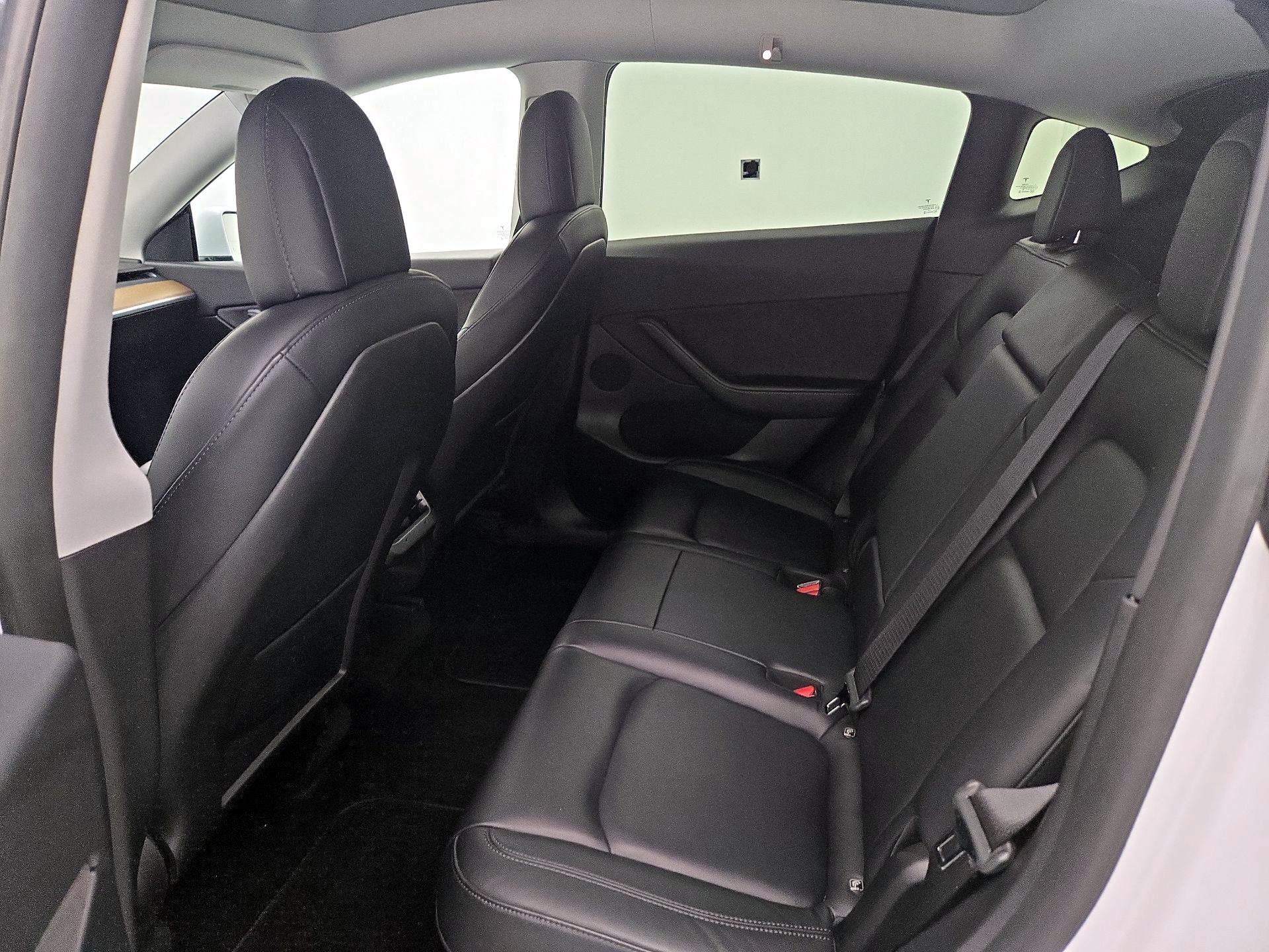 Thumbnail: 2021 Tesla Model Y - 19