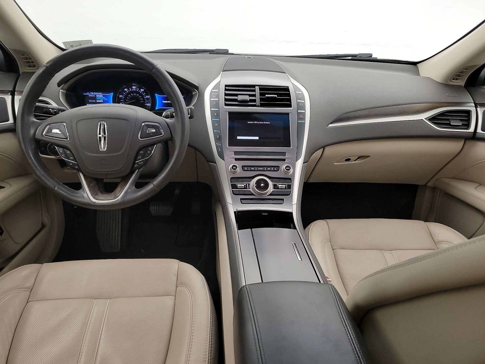 Thumbnail: 2017 Lincoln MKZ - 9