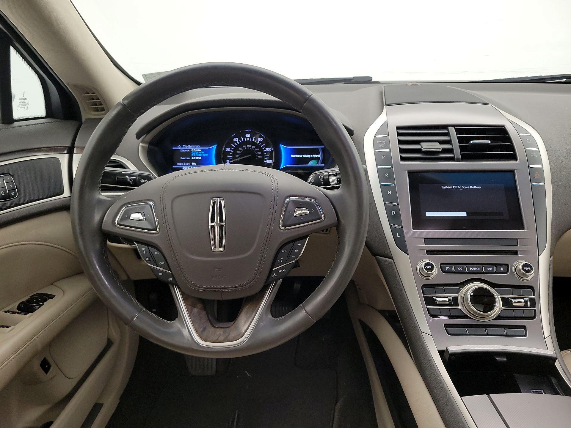 Thumbnail: 2017 Lincoln MKZ - 10