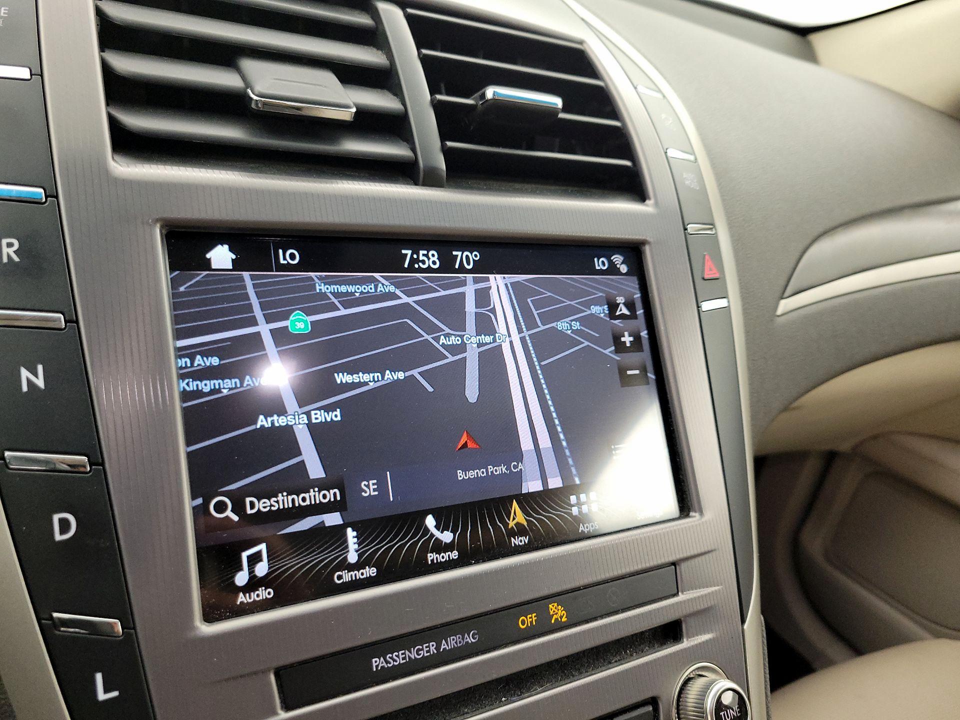 Thumbnail: 2017 Lincoln MKZ - 14