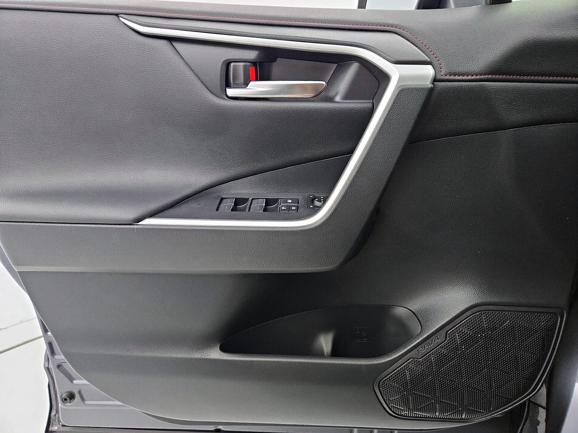 Thumbnail: 2023 Toyota RAV4 - 12