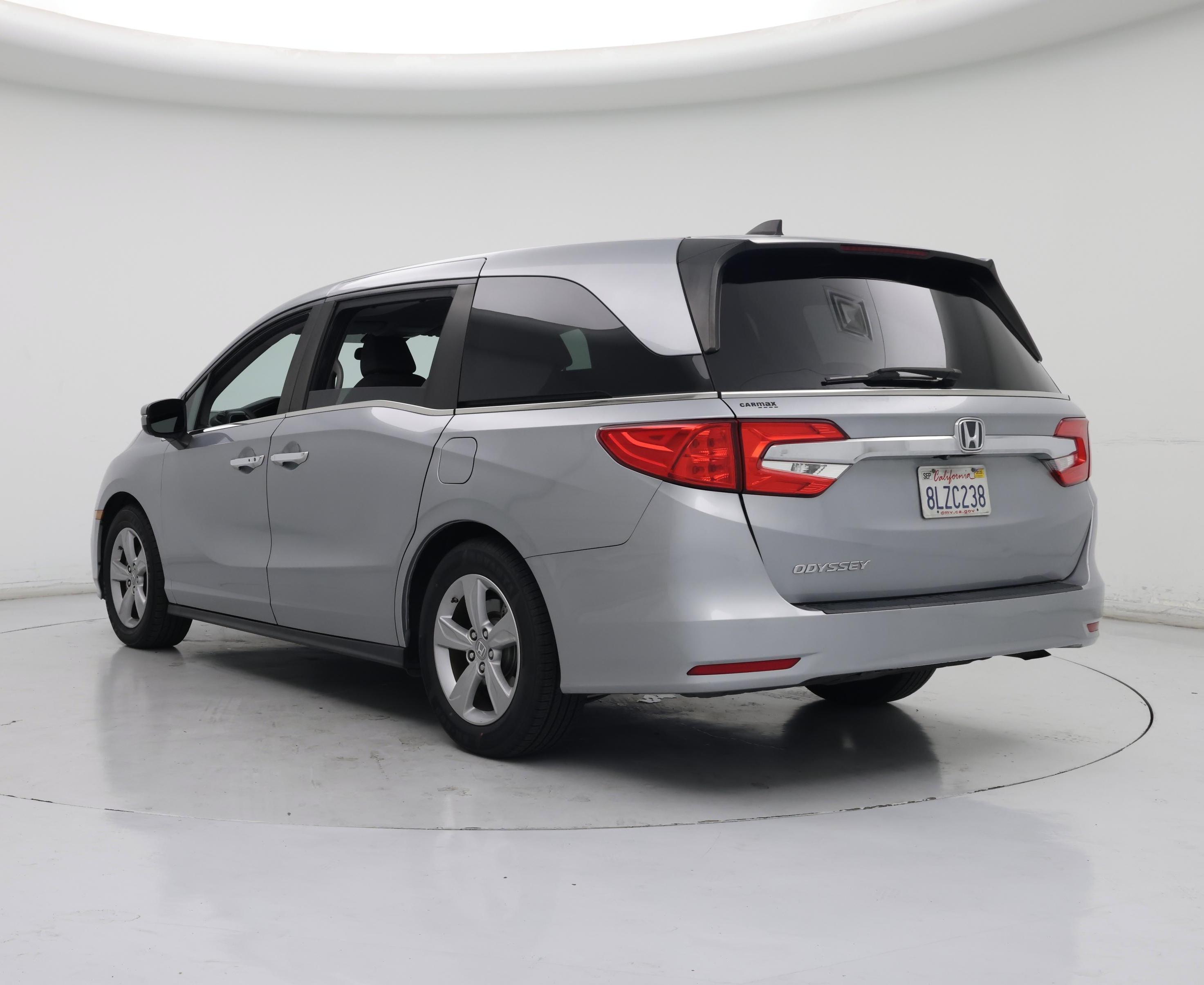 Thumbnail: 2019 Honda Odyssey - 2
